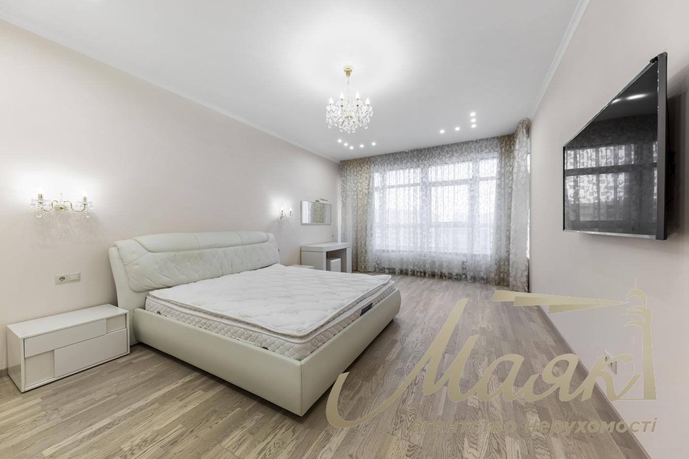 Продажа квартиры 200м2 в центре Кловский спуск, 7