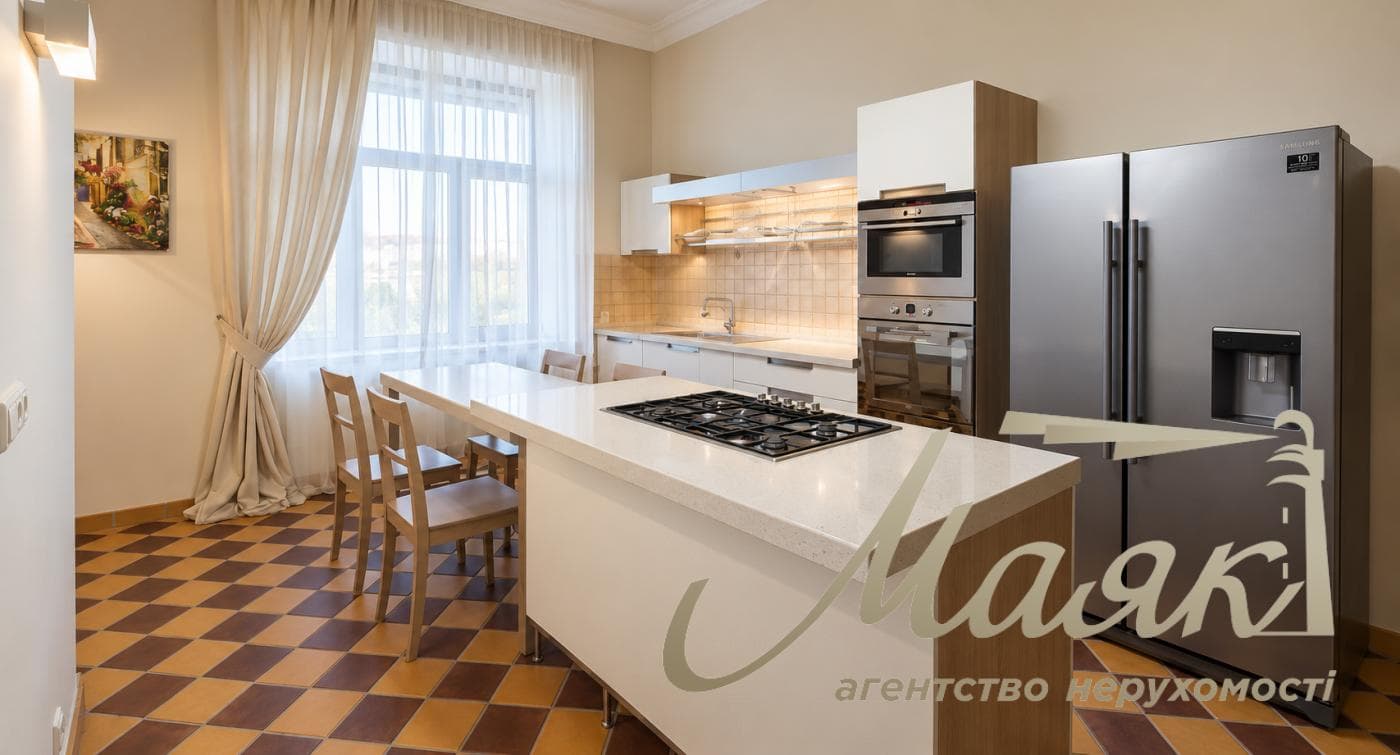 Оренда 2-поверхового будинку площею 740 м², Голосіївський район, Чапаївка