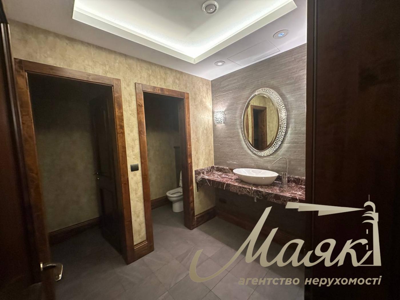 Rent of premises for a restaurant on Almazova St. 12, Pechersk