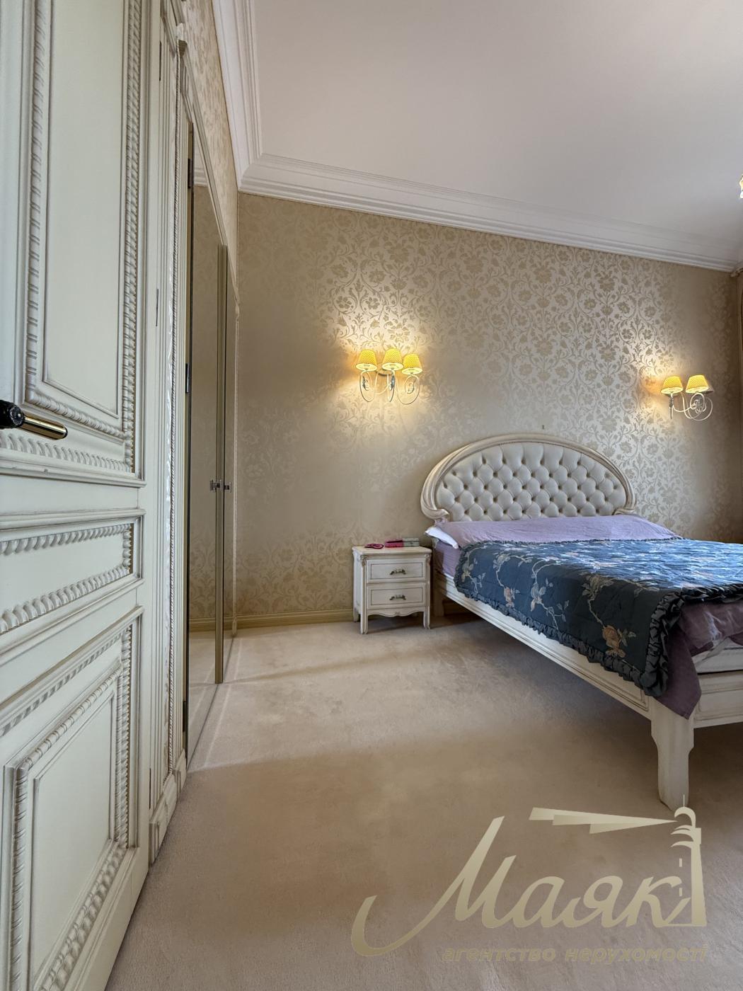 Аренда видовой 3к квартиры 245 кв. м на ул. Паторжинского 14, Центр, Шевченковский район