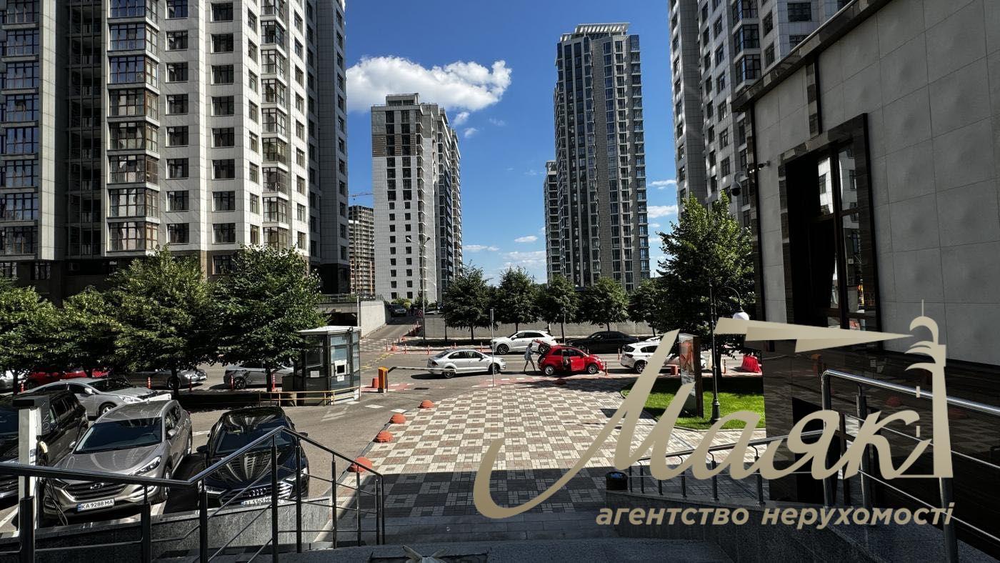 Rent of facade premises of residential complex Novopecherskie Lipki, st. Dragomirova 20