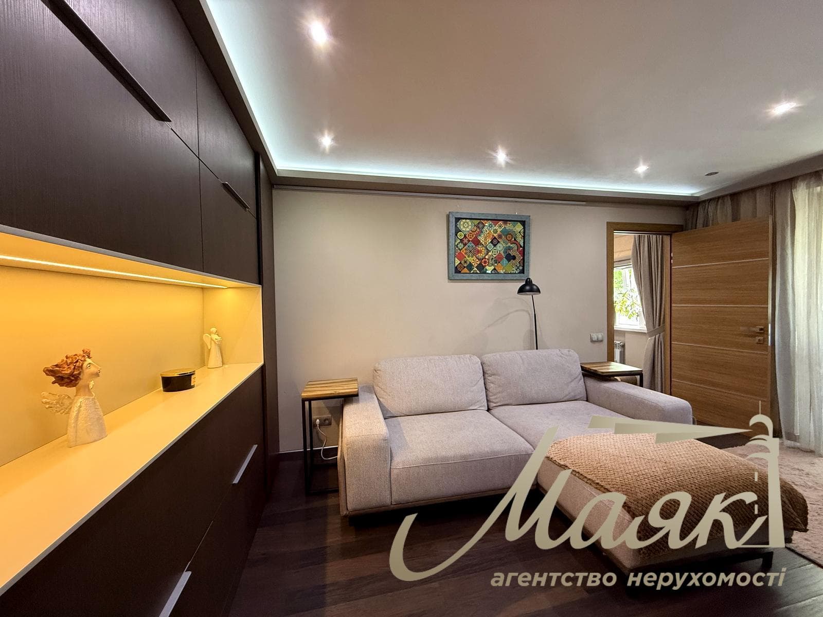 Продаж квартири площею 45 м² на Печерську, бульвар Лесі Українки, 14