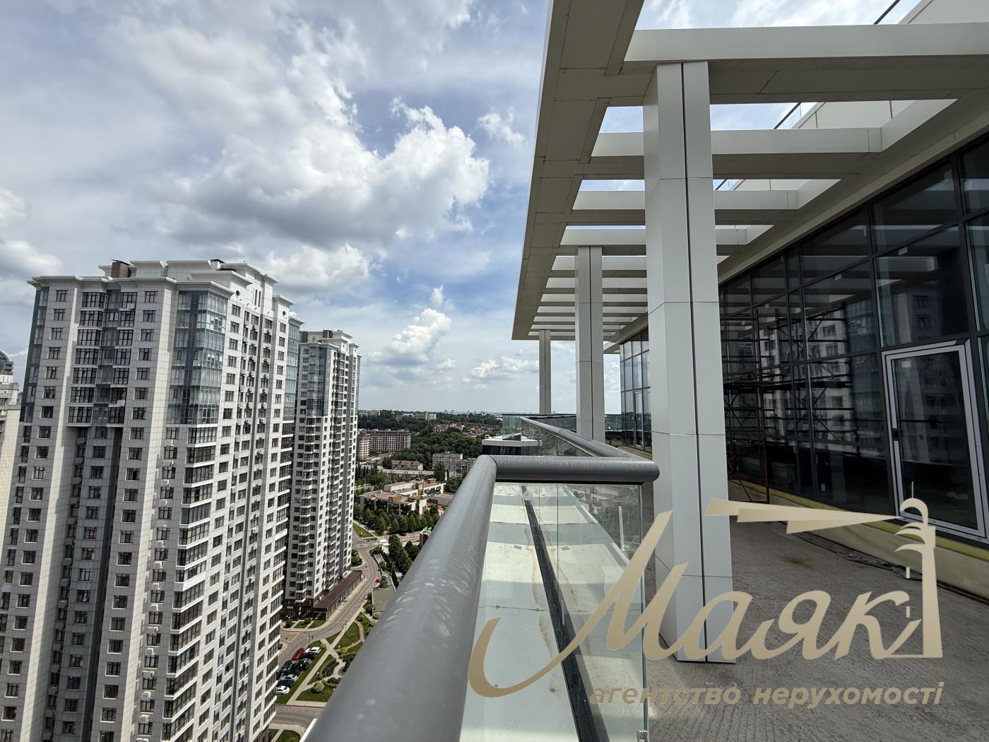 Sale of apartment/penthouse with view in residential complex Novopecherskie Lipki, Andreya Verkhoglyada street, Pechersky district, Kyiv