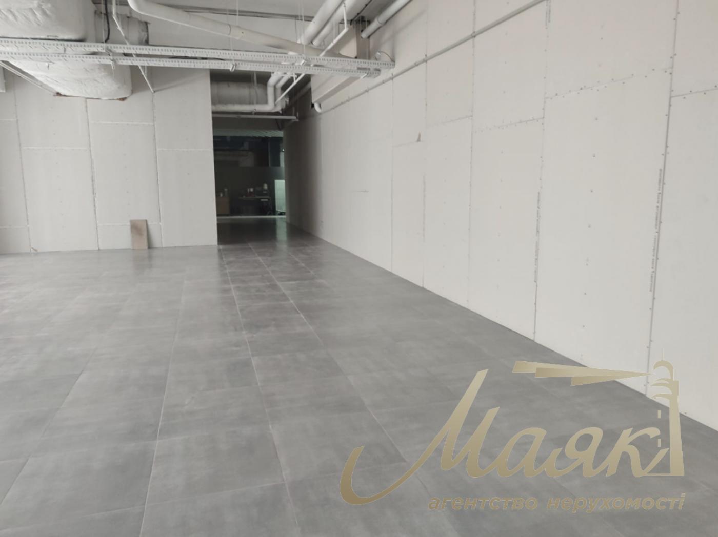 Аренда офиса 215м2 в БЦ Lake Plaza, ул.Героев Полку Азов 12-А, Оболонь