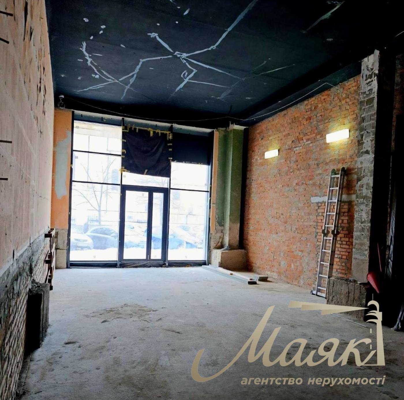 Rent / Torgivelna plaza / vul. Pochaininskaya, Podol, Kiev