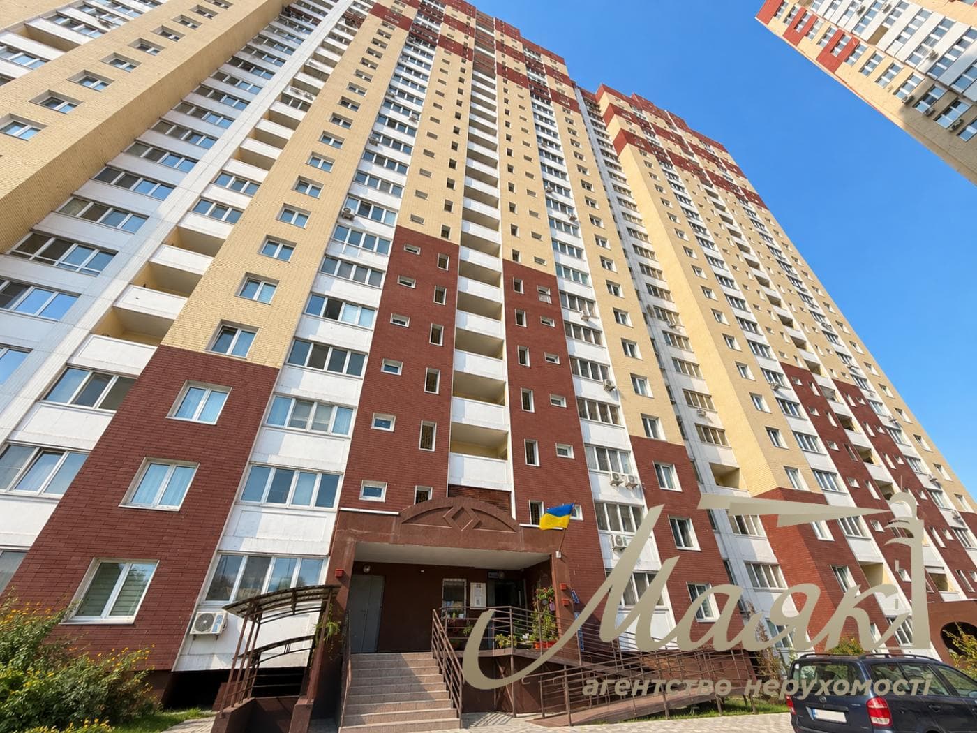 Продаж 1-кімнатної квартири з ремонтом у ЖК The Lakes, Голосіївський район, провулок Ясинуватський, Деміївка, Київ