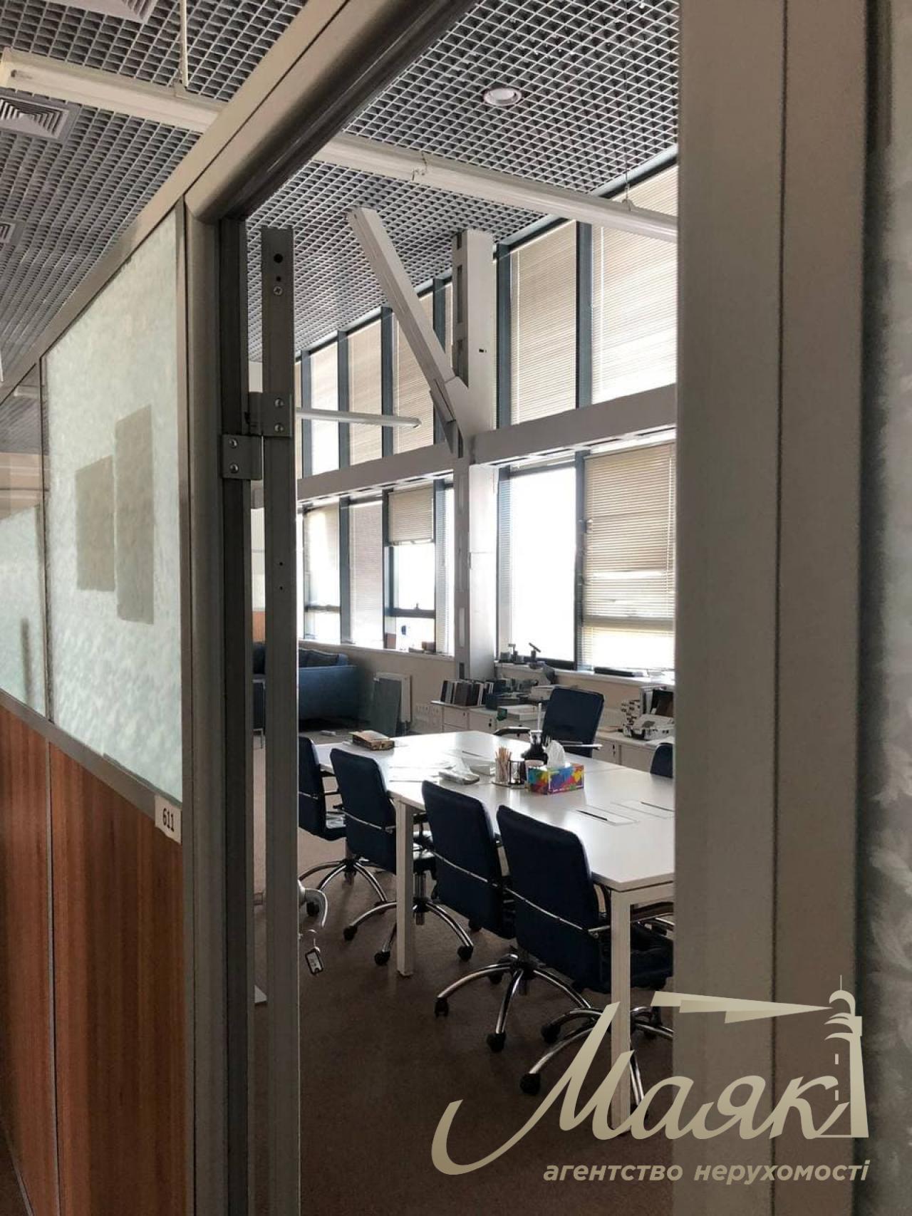 Office space for rent 550m2 on Stolichka street