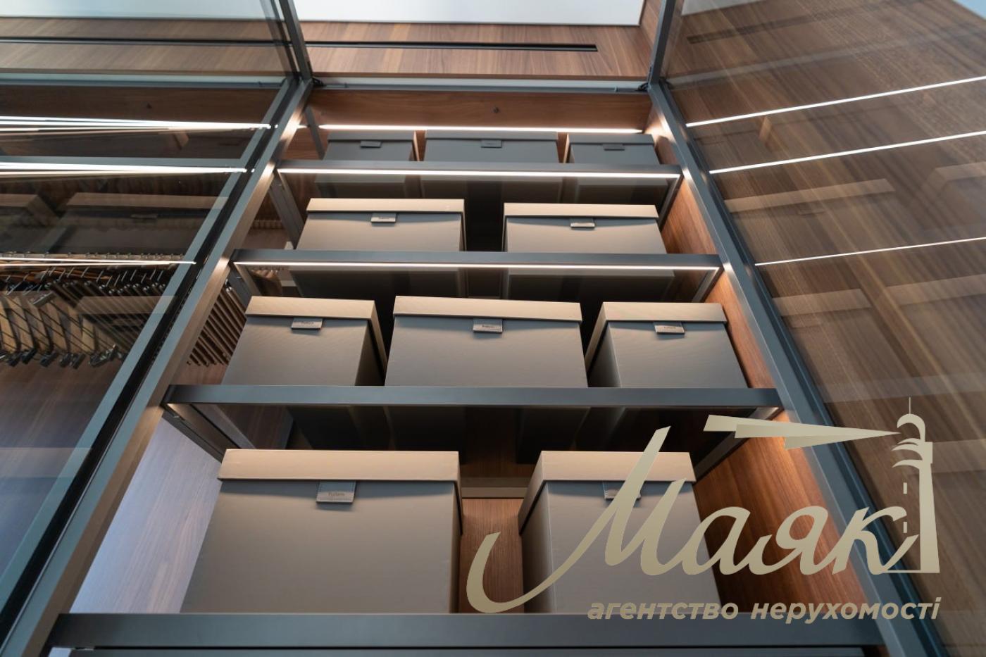 Rent 4 room apartment in LCD LCD Tetris Hall, Delovaya street, Pechersk, Kiev