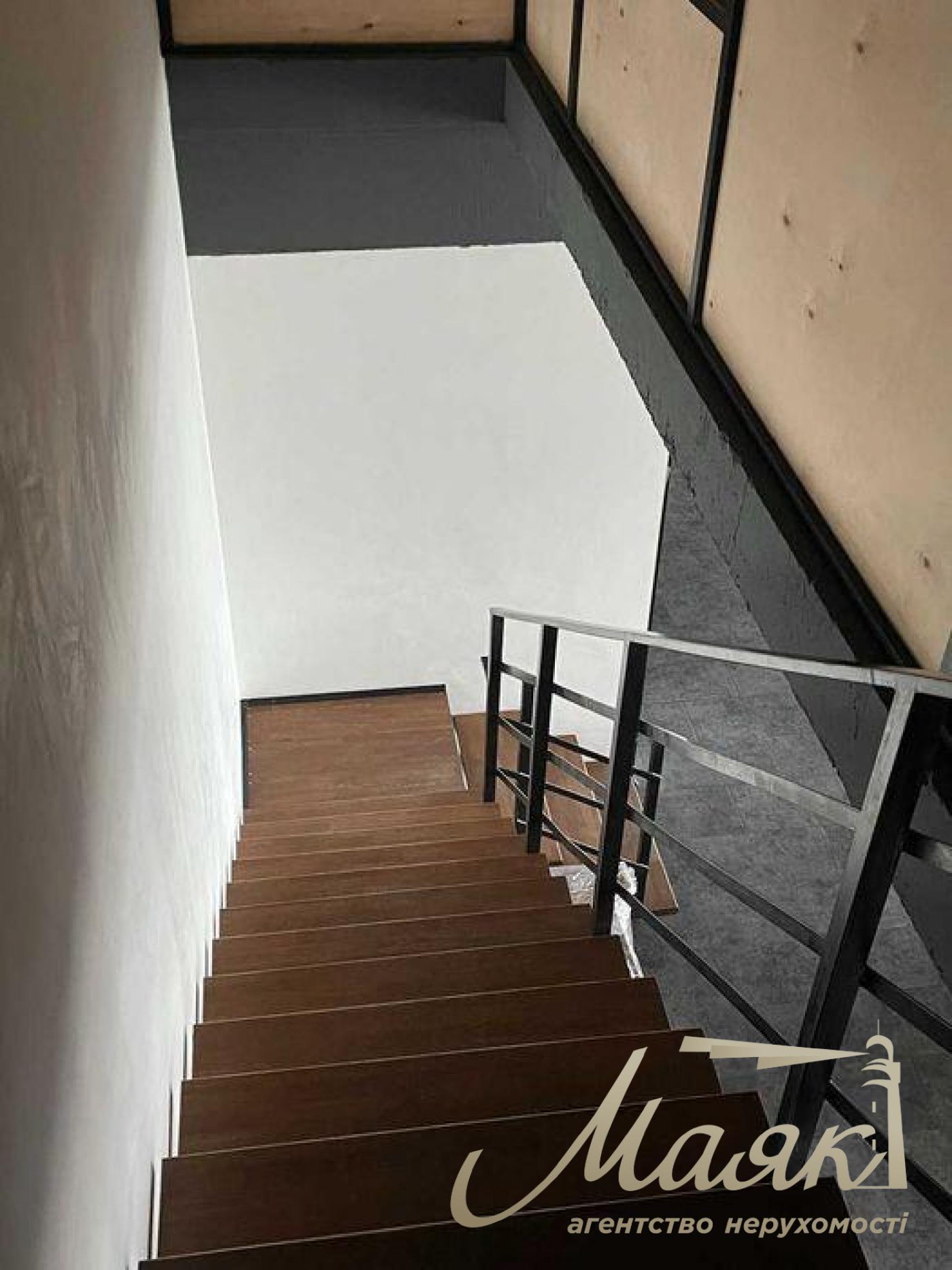 Аренда офиса 327 м.кв. Панорама на Печерске, ул. Коновальца