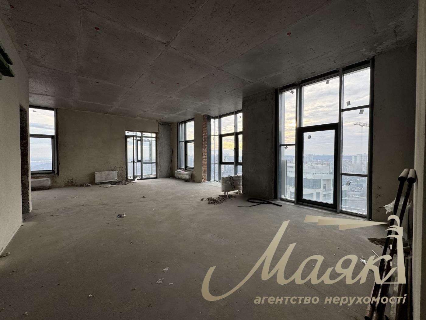 Sale of apartment/penthouse with view in residential complex Novopecherskie Lipki, Andreya Verkhoglyada street, Pechersky district, Kyiv