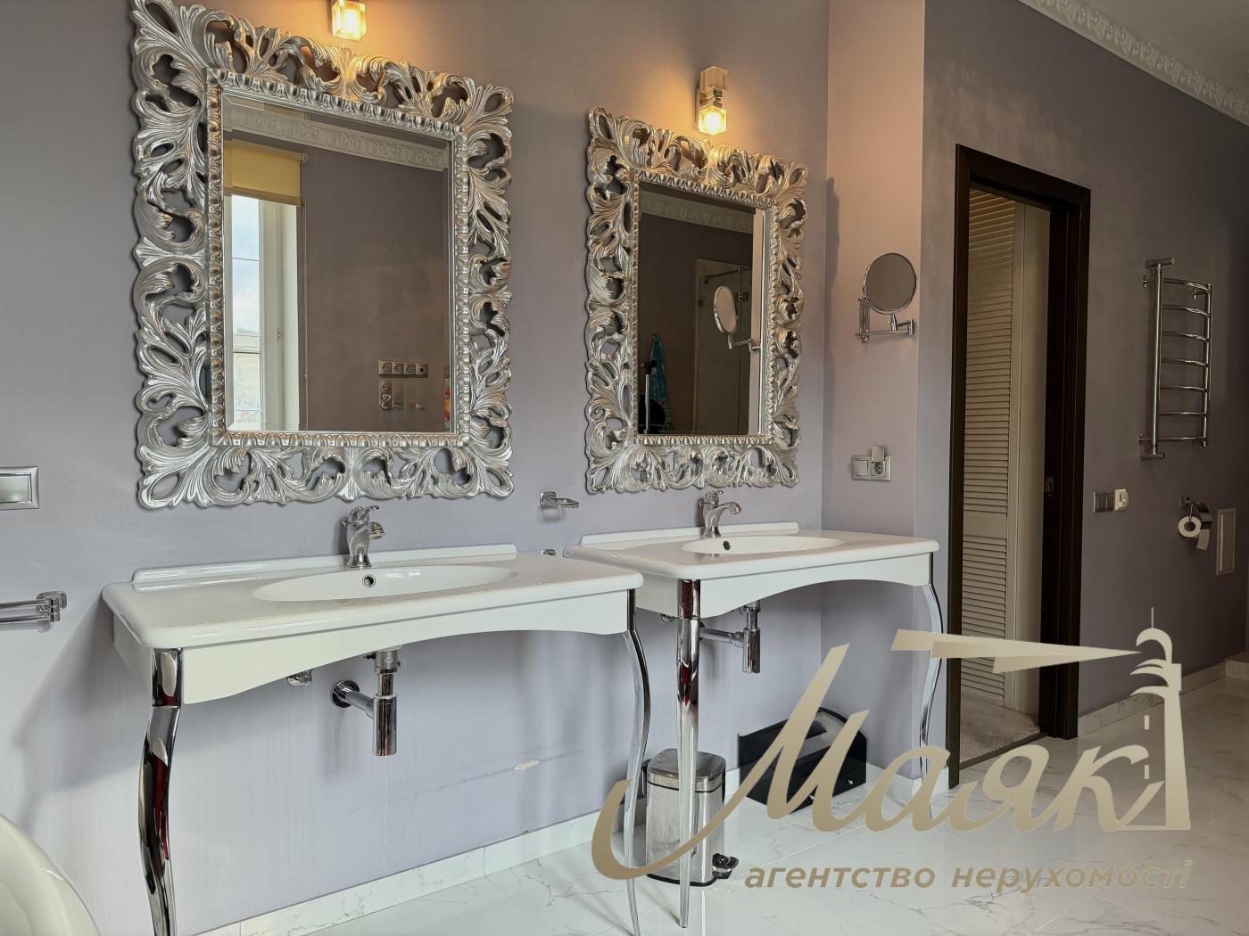 Оренда 4х-кімнатної квартири 200 м² у самому серці Києва - вул. Рейтарська, 5, Шевченківський район.