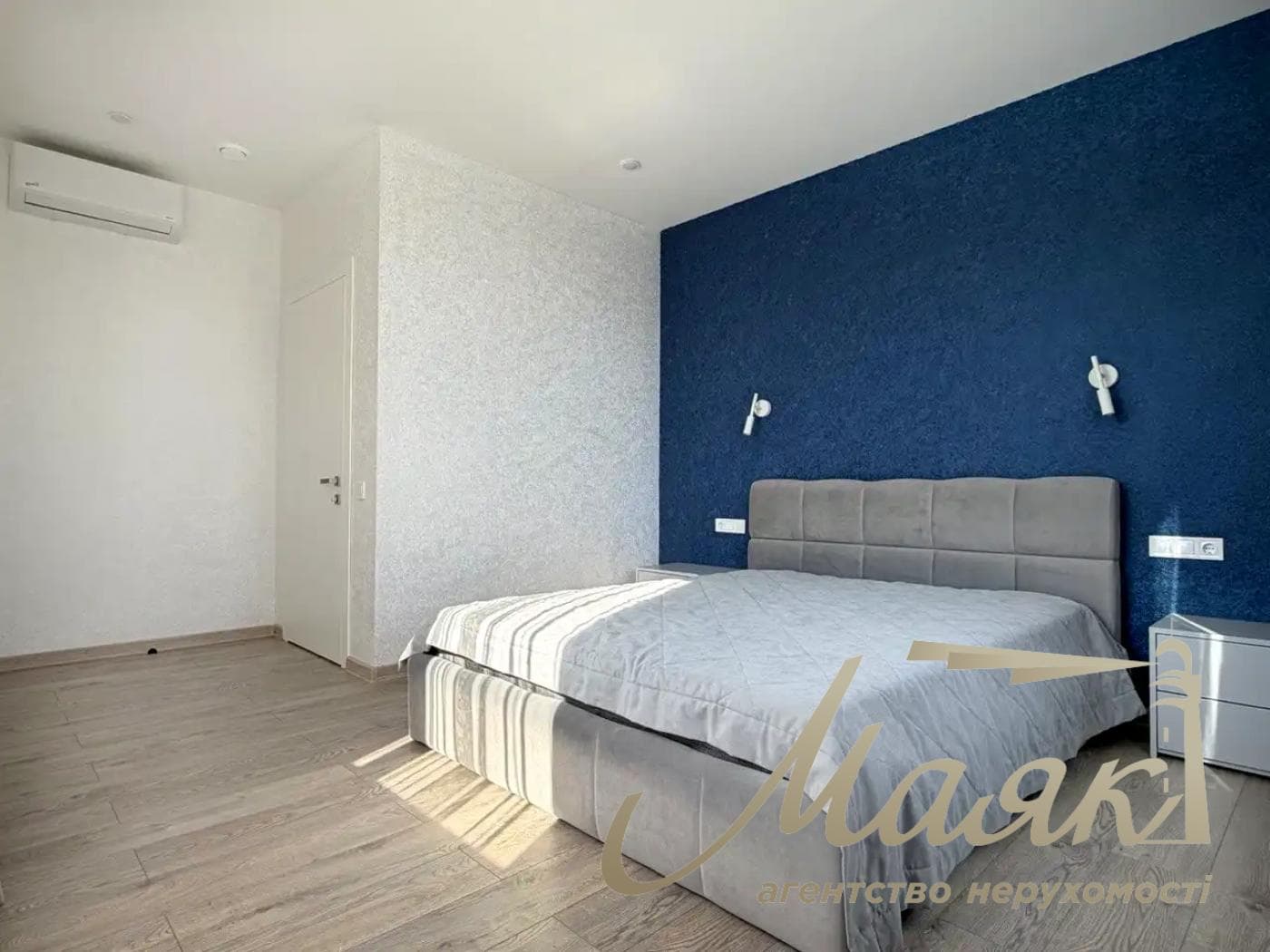 Оренда 2-поверхового будинку площею 190 м², село Нові Безрадичі