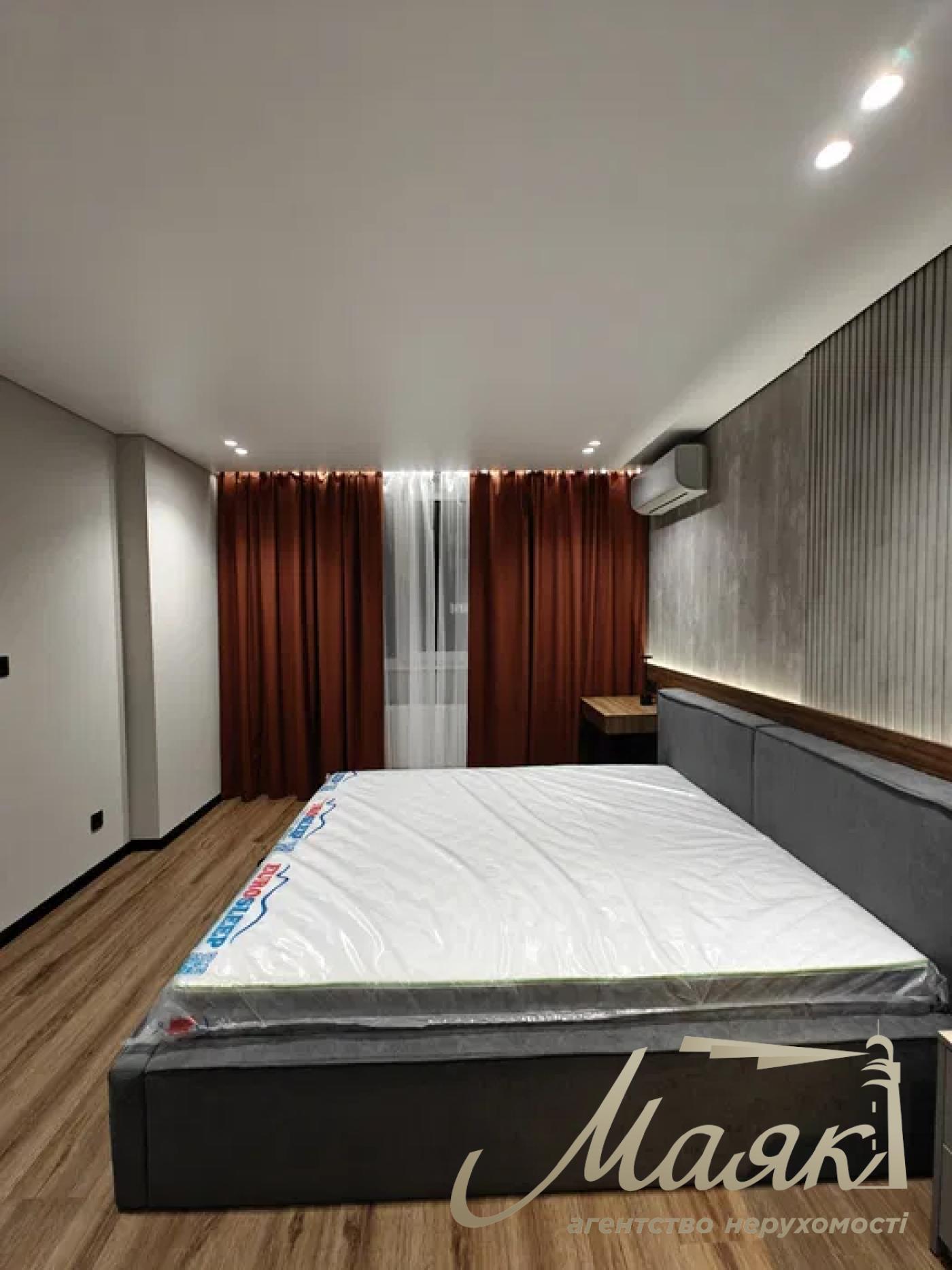 Продажа 2-комнатной квартиры ЖК ЛикоГрад, ул. Максимовича