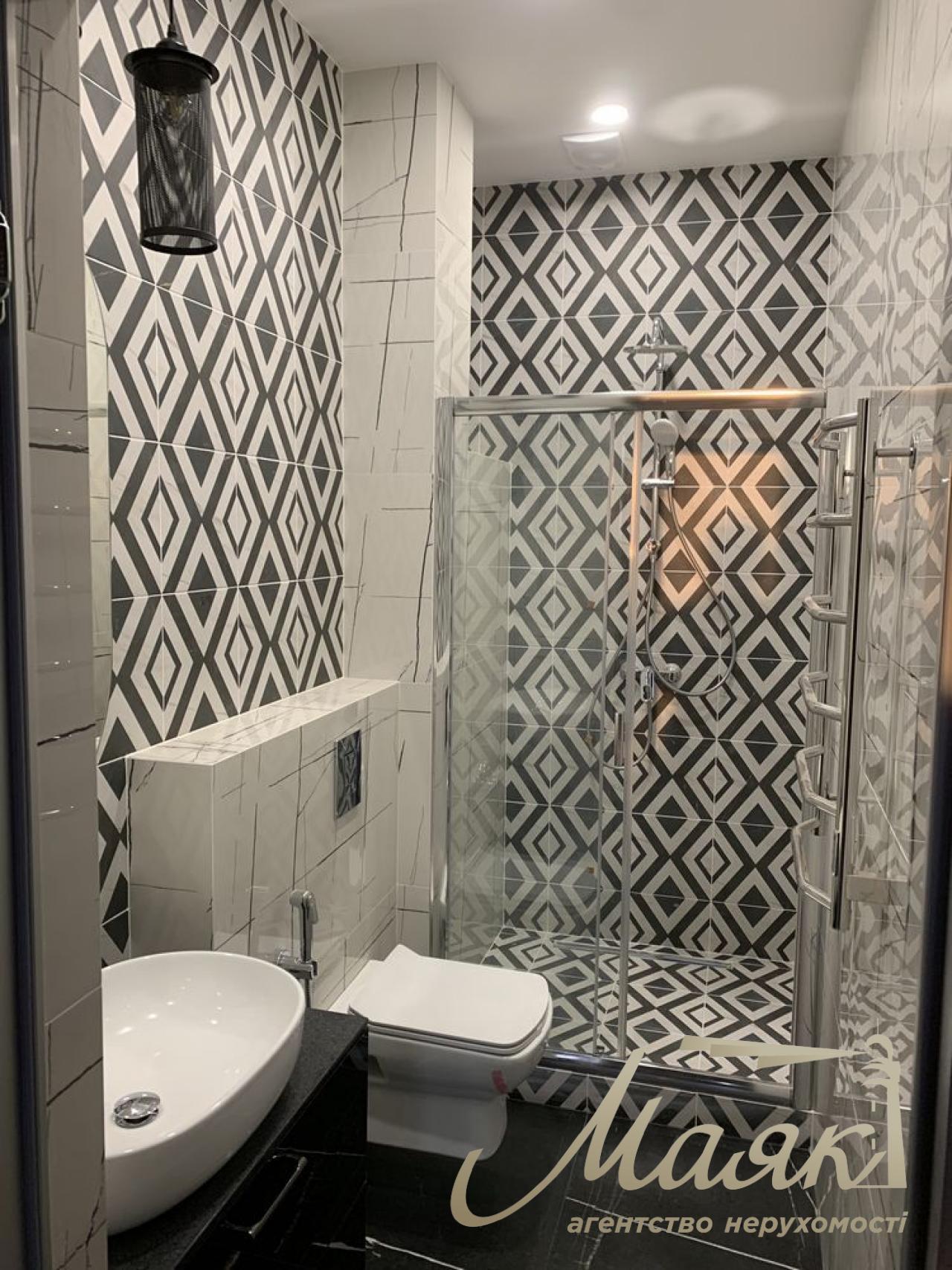 Продаж 2-к квартири з дизайнерським ремонтом в ЖК DELMAR вул.Драгомирова