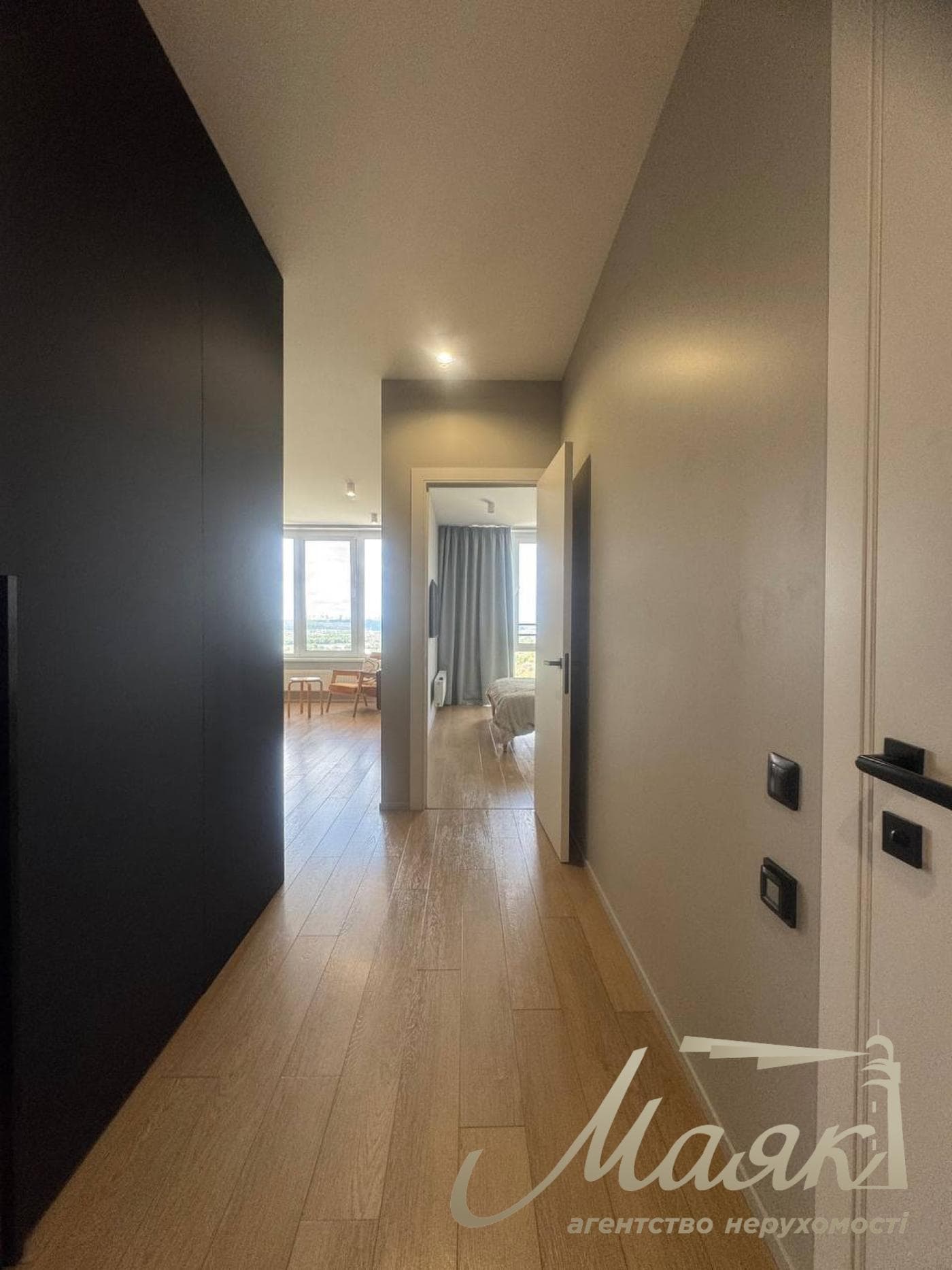 Продажа 2к квартири с ремонтом, ЖК Seven (Севен), Осокорки