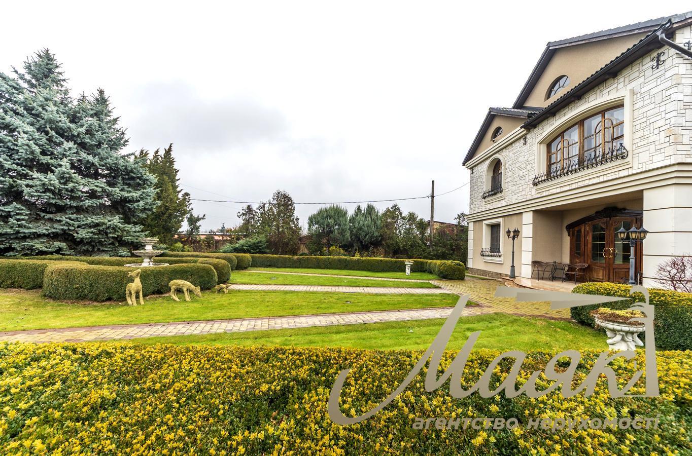 Продажа элитного дома 631м2 в Киеве, Голосеевский р-н, с.Вита-Литовская, пров. Залужный