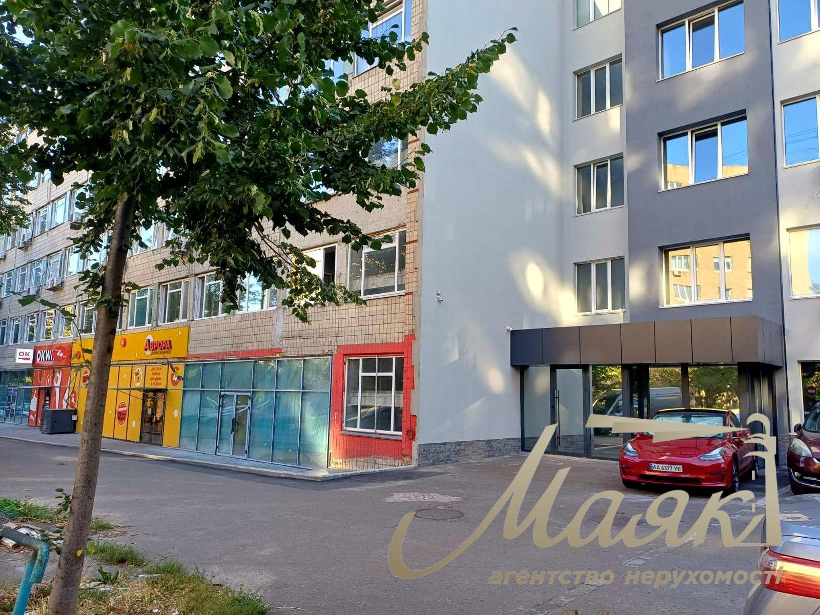 Оренда фасадного приміщення площею 150 м² на вулиці Преображенській, Солом’янський район