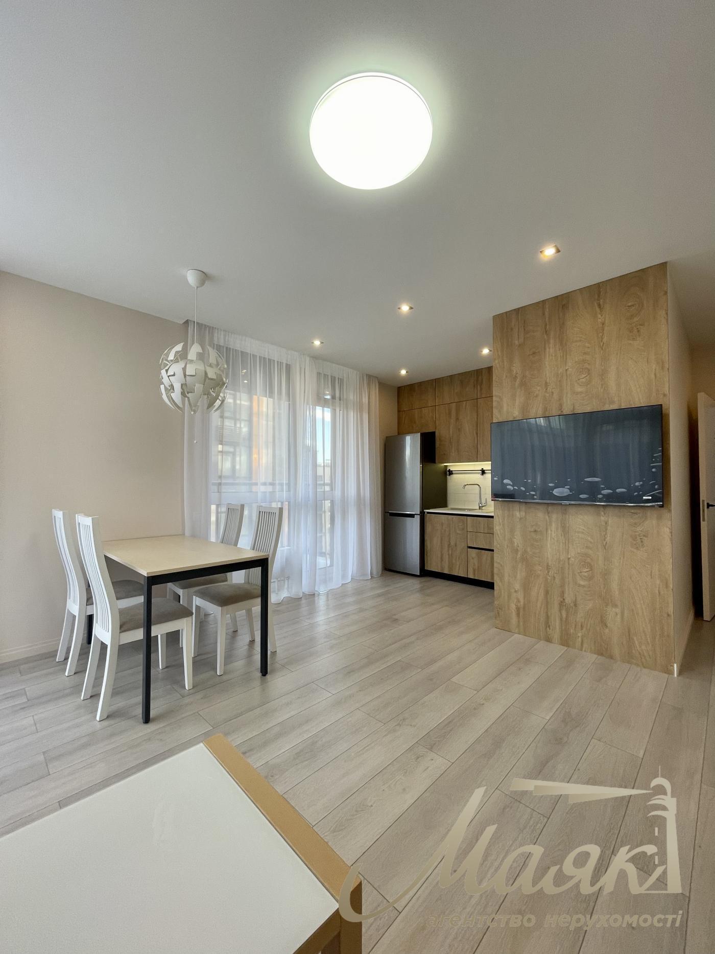 Аренда 3к. квартиры, ЖК "Французский квартал", ул. Предславинская