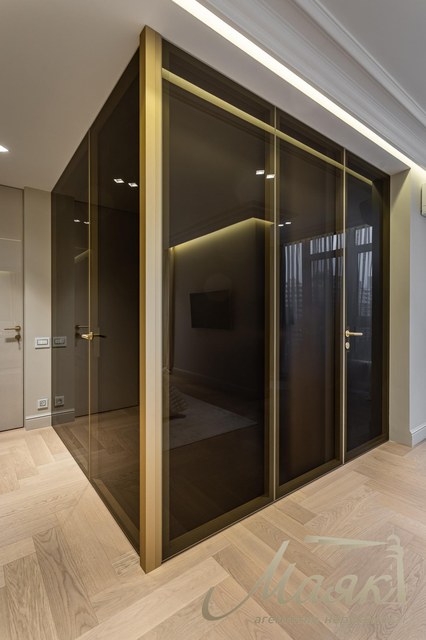 Оренда нової 3х-кімнатної ексклюзивної квартири в ЖК Французький квартал 2, Джона Макейна 3А, Печерський р-н, Центр, Київ