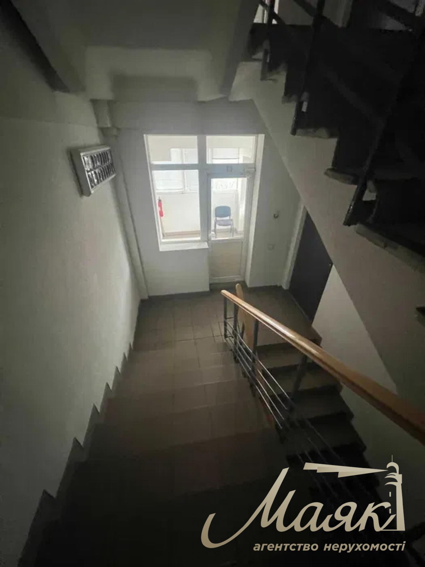 Оренда ОСЗ 5500м2 по вул.Міхнвоського 38, Звіринецька.