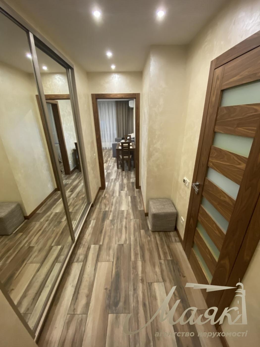 Rent 1 bedroom apartment in Central Park Residential Complex, 7 John McCain Street.