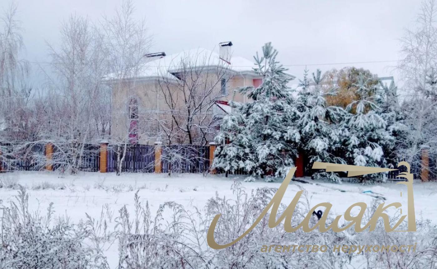 House for rent in the village of Khotov (Feofaniya) 260 m²