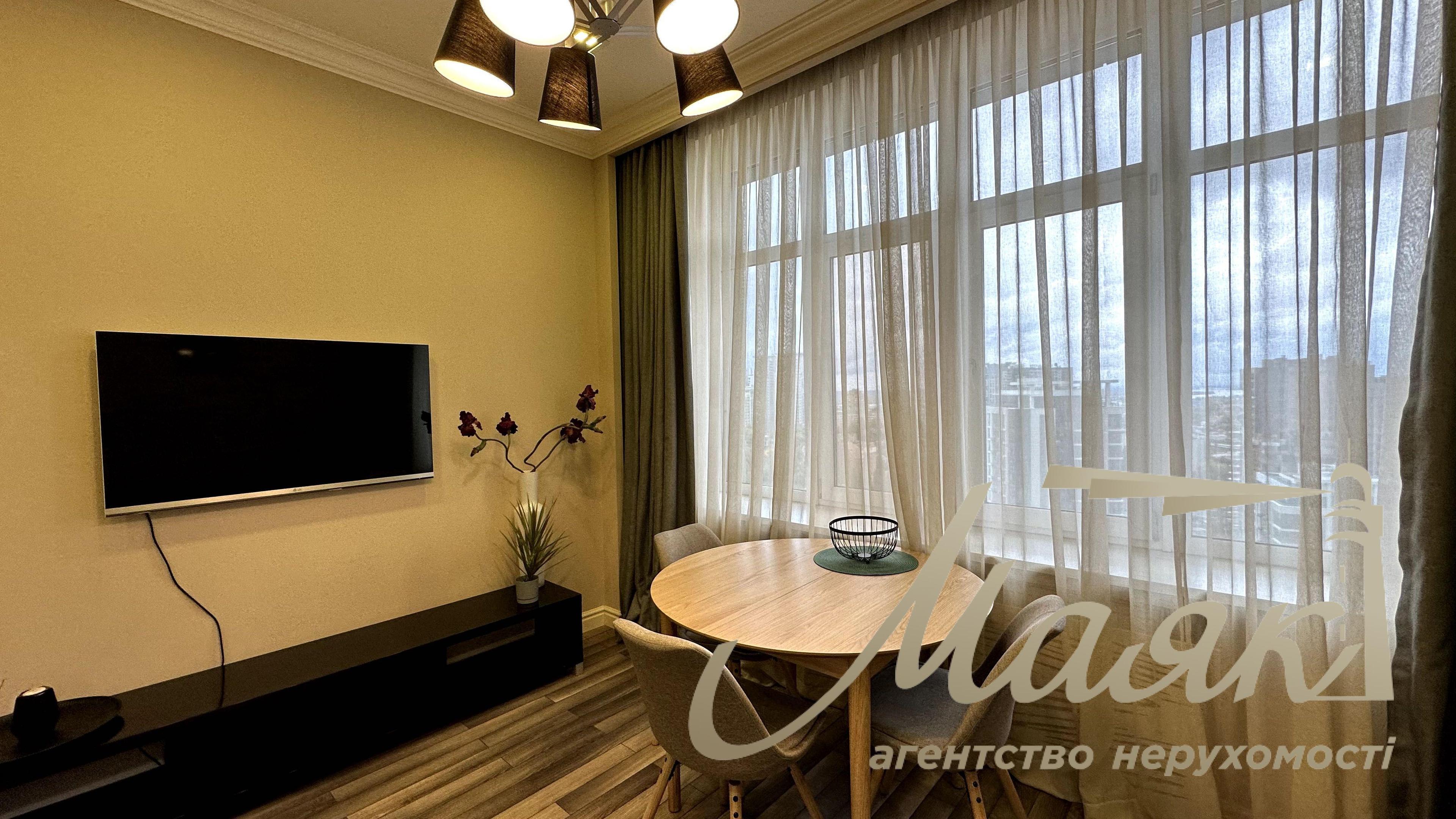 Продаж 1-кімнатної квартири 45м2 з ремонтом у ЖК "Новопечерські Липки", Печерськ.