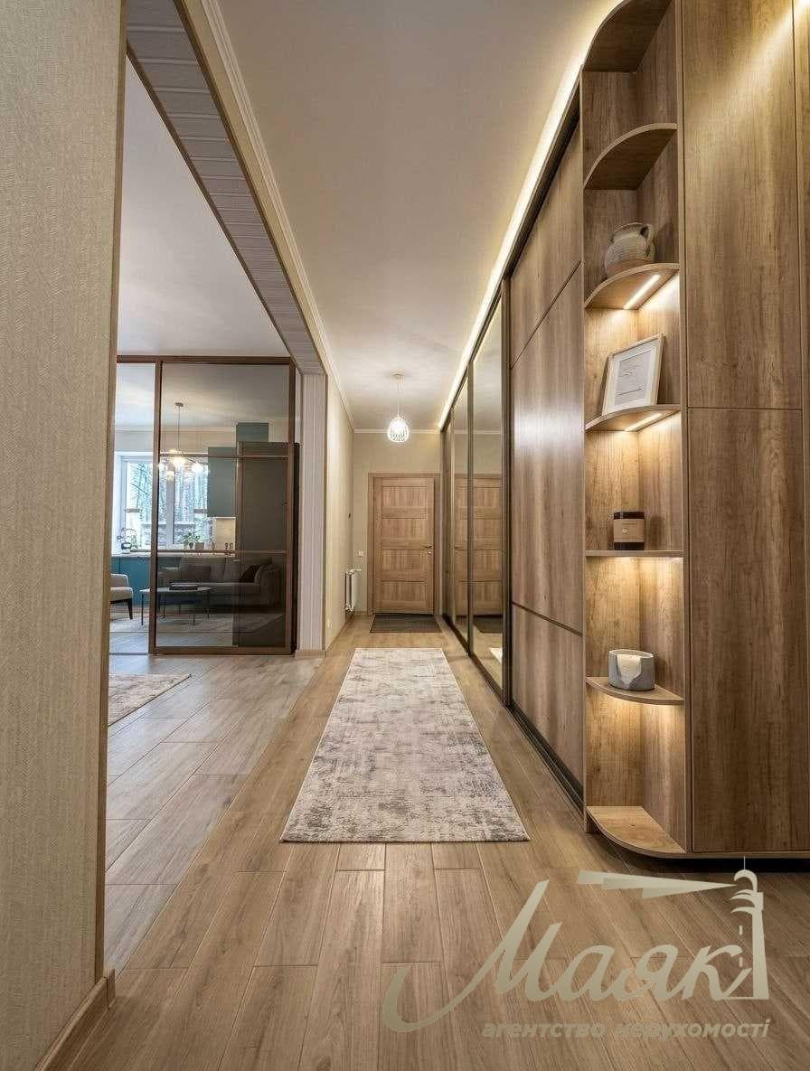 Продаж сучасного еко-будинку площею 120 м² у Віті-Поштовій, 8 соток, Київсько-Святошинський напрямок