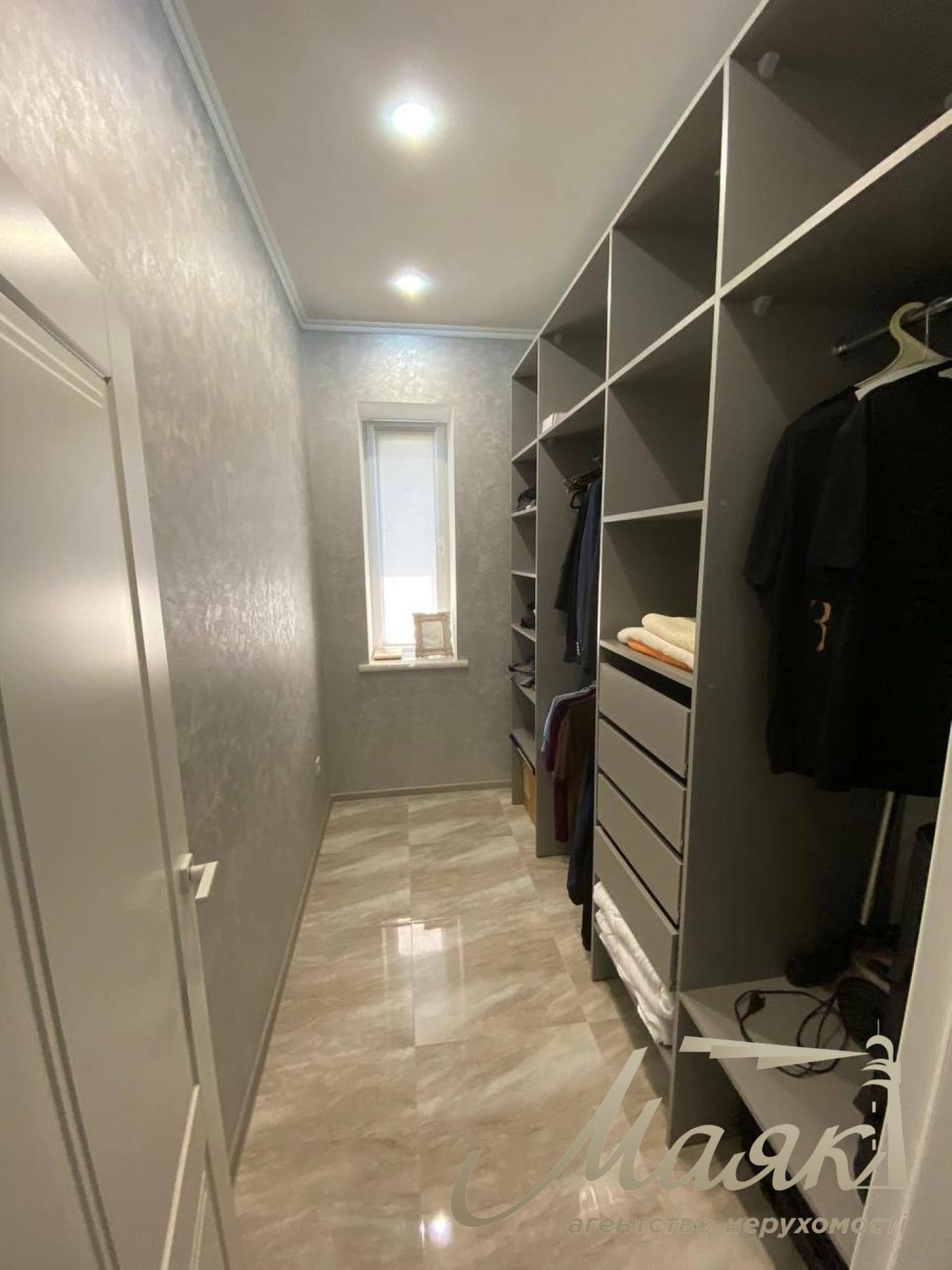 Продаж будинку 190 м2 с. Крюківщина