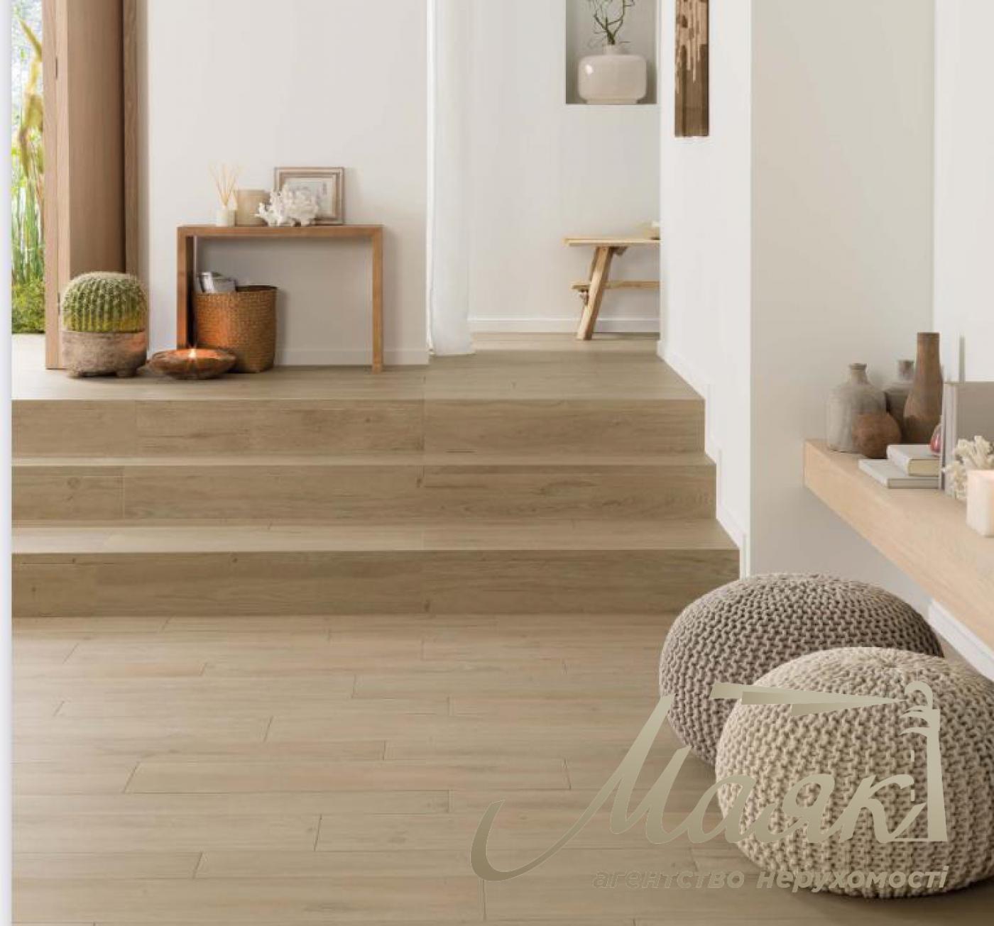 Продаж будинку з гаражем 365м2, ділянка 15 соток у КМ "ОБРІЙ - К" вул. Центральна, у с. Козин,