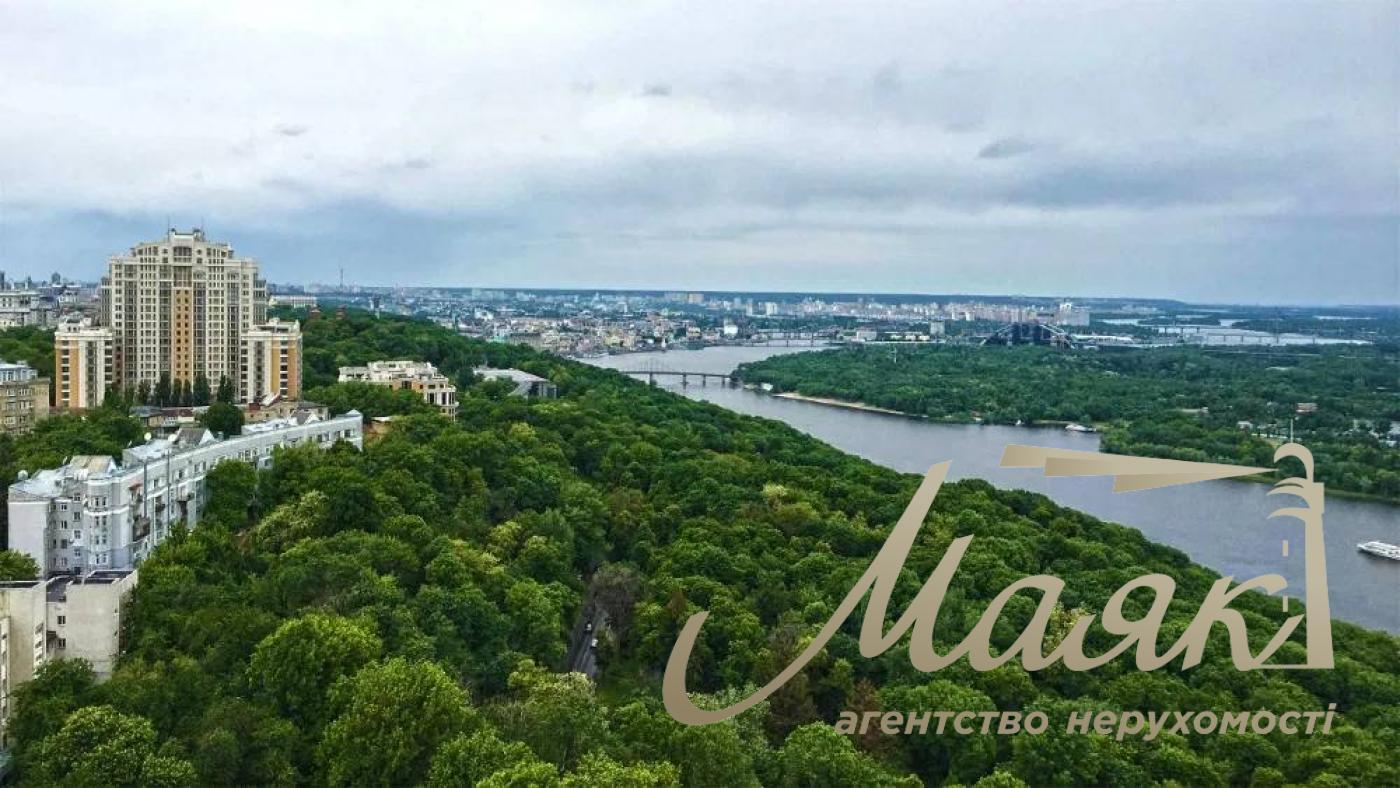 Sale of premium housing in the Diamond Hill residential complex