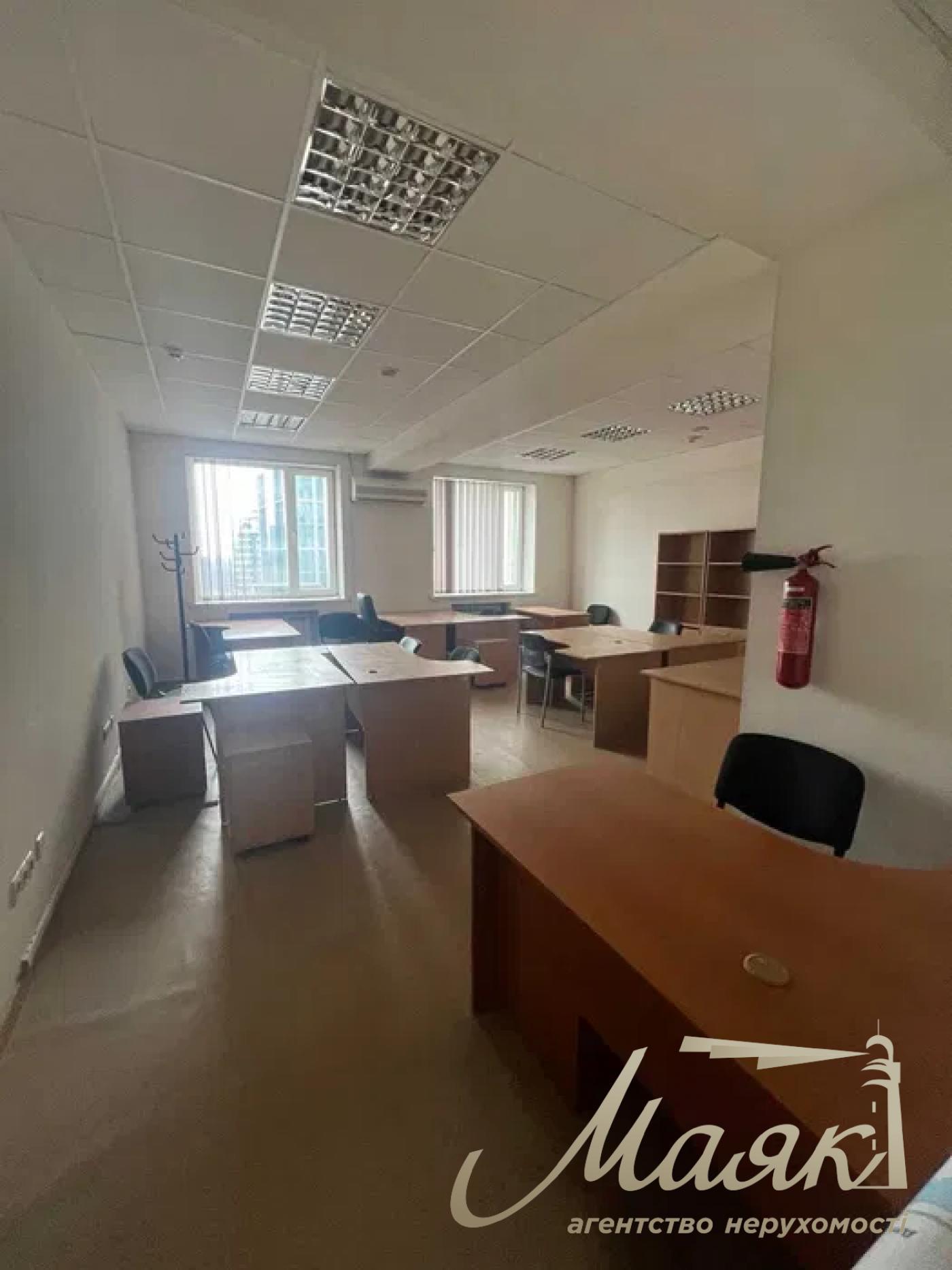 Оренда ОСЗ 5500м2 по вул.Міхнвоського 38, Звіринецька.