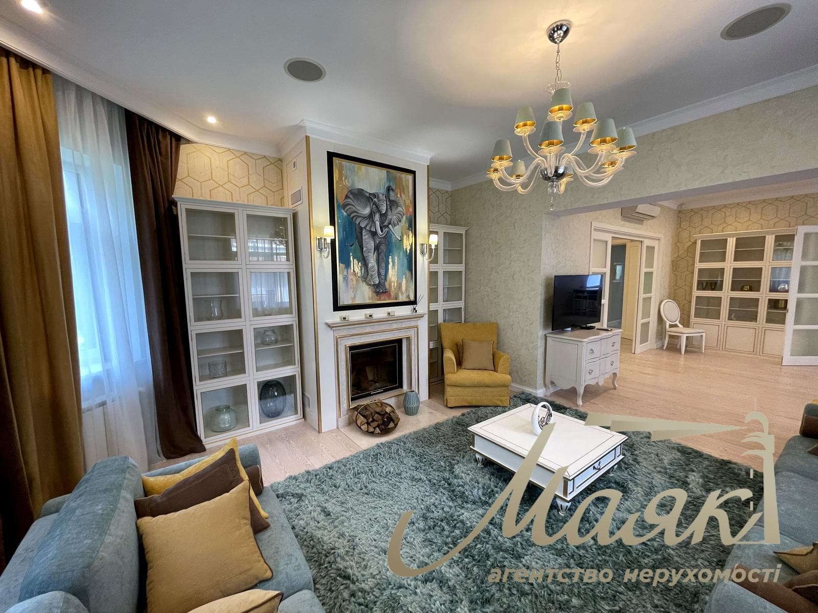 Продаж будинку 470м2 з новим басейном у Козині/Конча Заспа, КМ Montana Village, Обухівський напрямок, Київська область 12 соток землі.