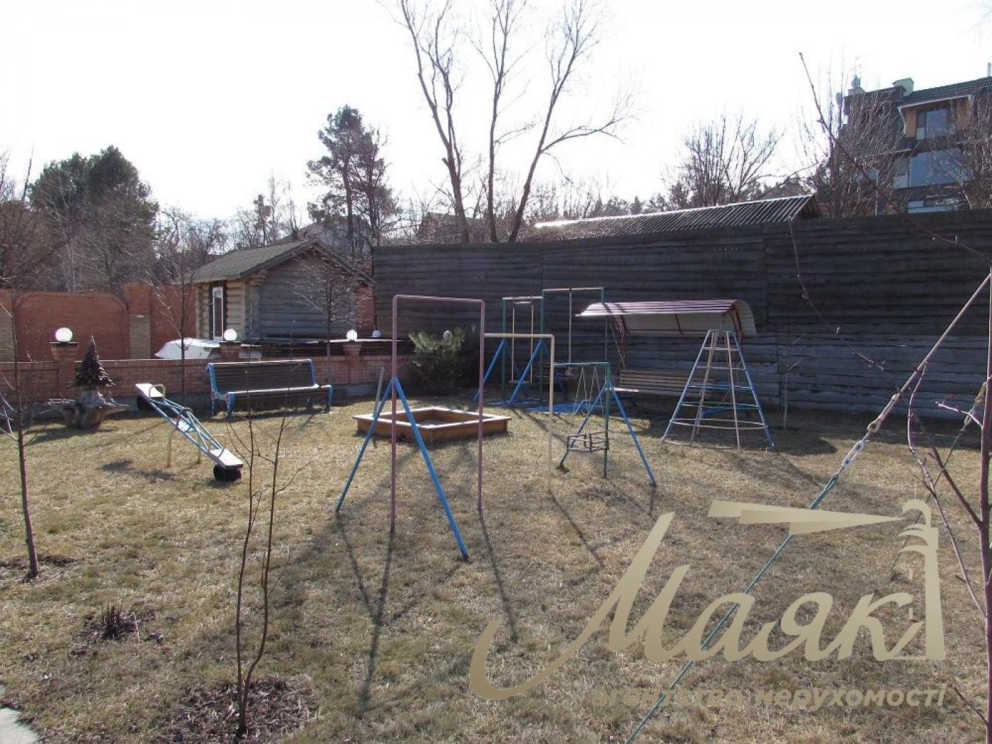 Оренда будинку 300м2 біля води СМТ Козин, Обухівський напрямок, Київська область