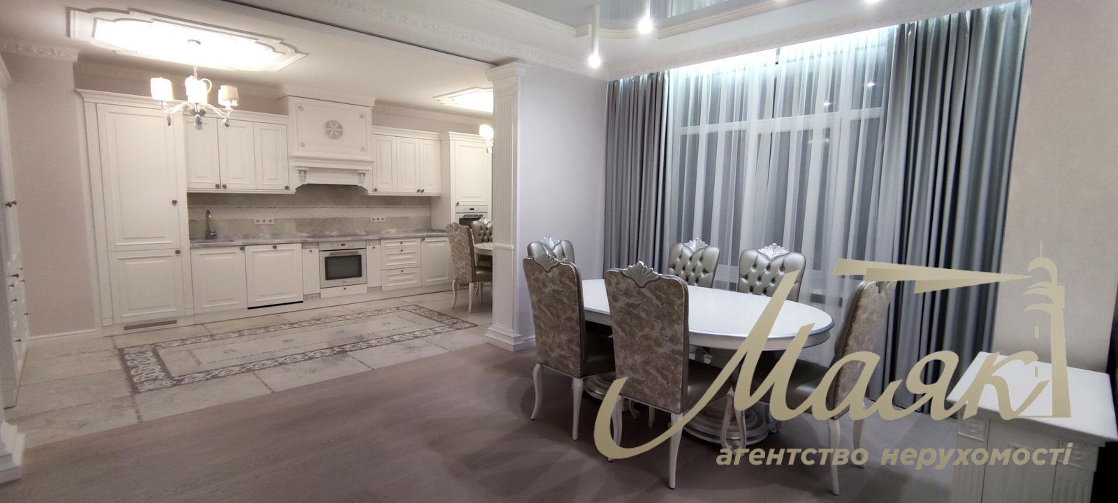 Продаж 5-кімнатної квартири 210 м² у ЖК "Новопечерські Липки" (вул. Верхогляда, колиш. Драгомирова, 11) Печерський район, Київ.