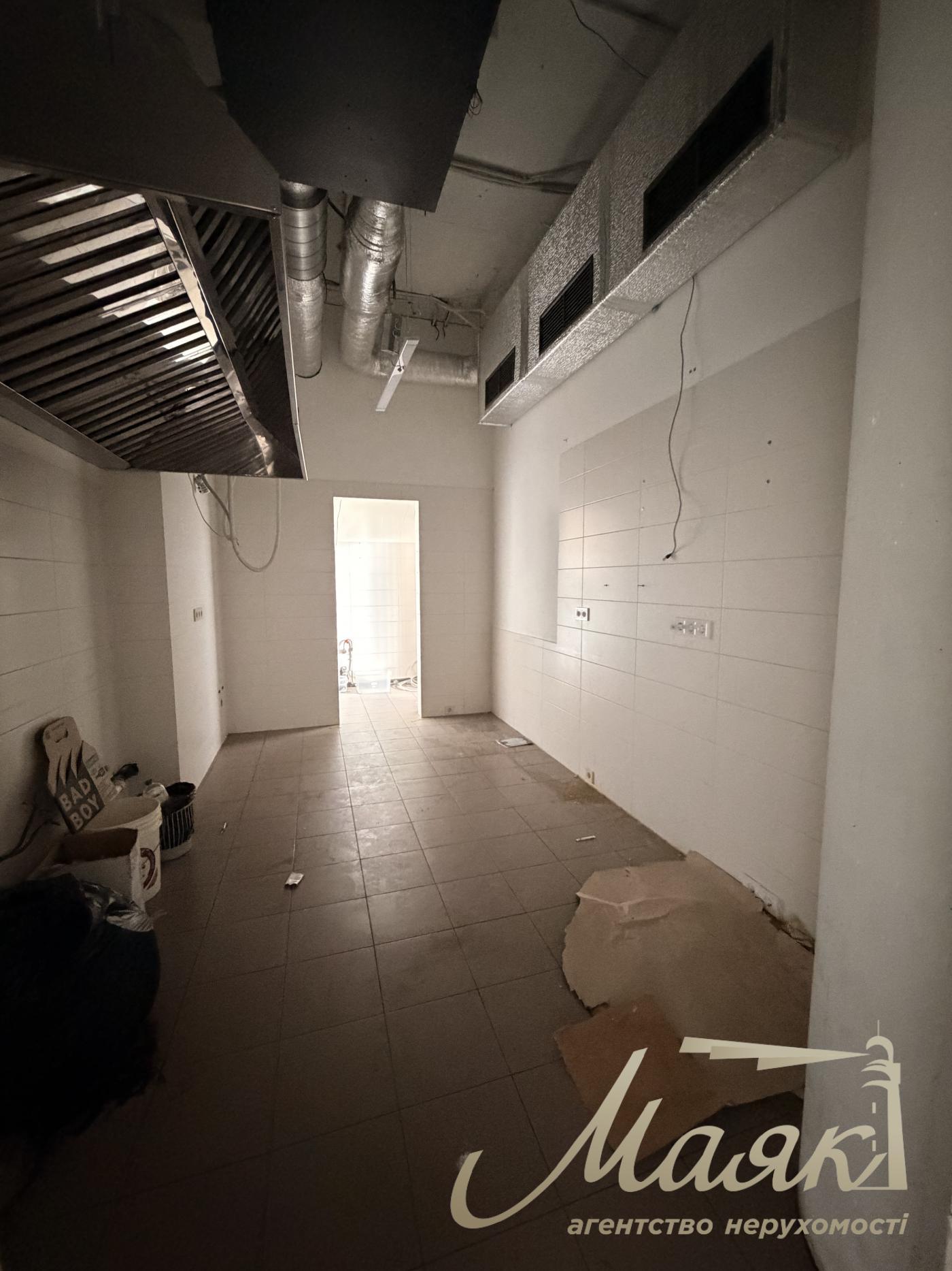 Оренда фасадного приміщення 105м2, ЖК Новопечерські Липки