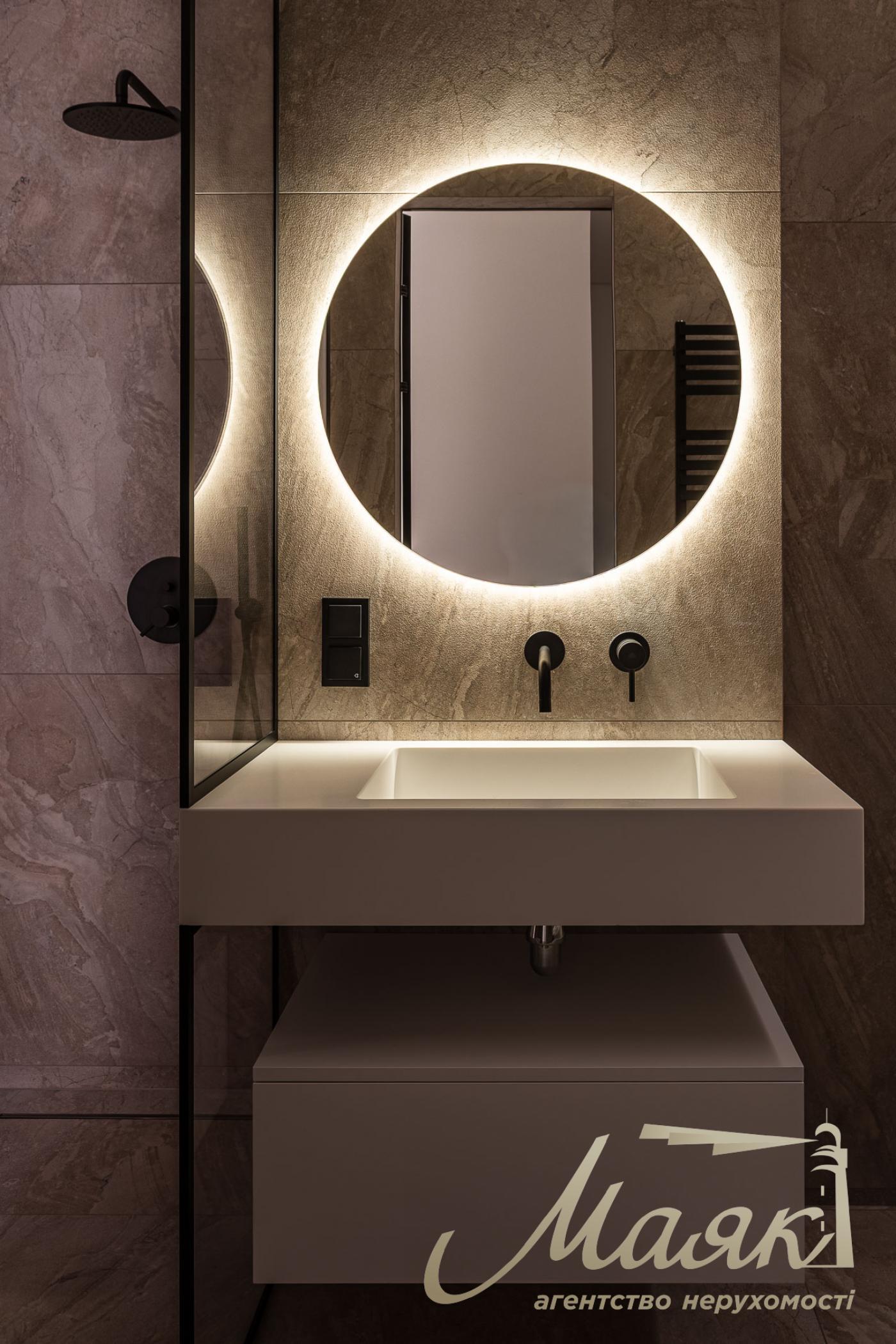 Продаж 4-кімнатної квартири ЖК Новопечерські Липки вул. Верхогляда (Верхогляда)