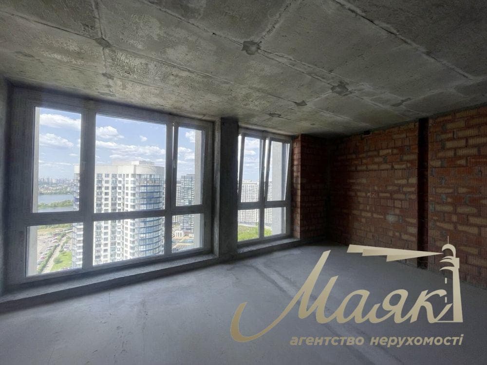 Продаж квартири з гарним видом площею 44 м², ЖК «Славутич», Лівий берег