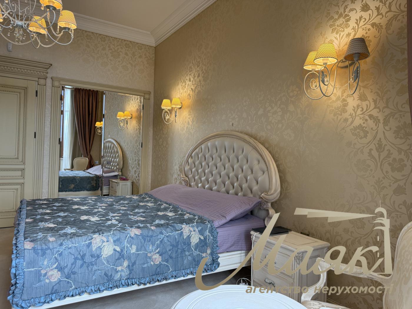 Аренда видовой 3к квартиры 245 кв. м на ул. Паторжинского 14, Центр, Шевченковский район