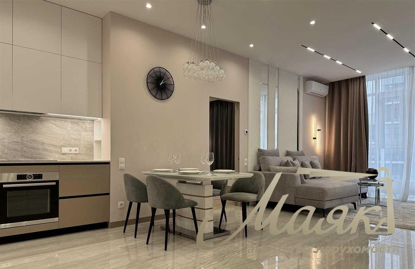 Аренда дизайнерской 3х-комнатной квартиры 85м2 в ЖК Новопечерские Липки, ул. Михаила Драгомирова, 15Б, Печерский район.