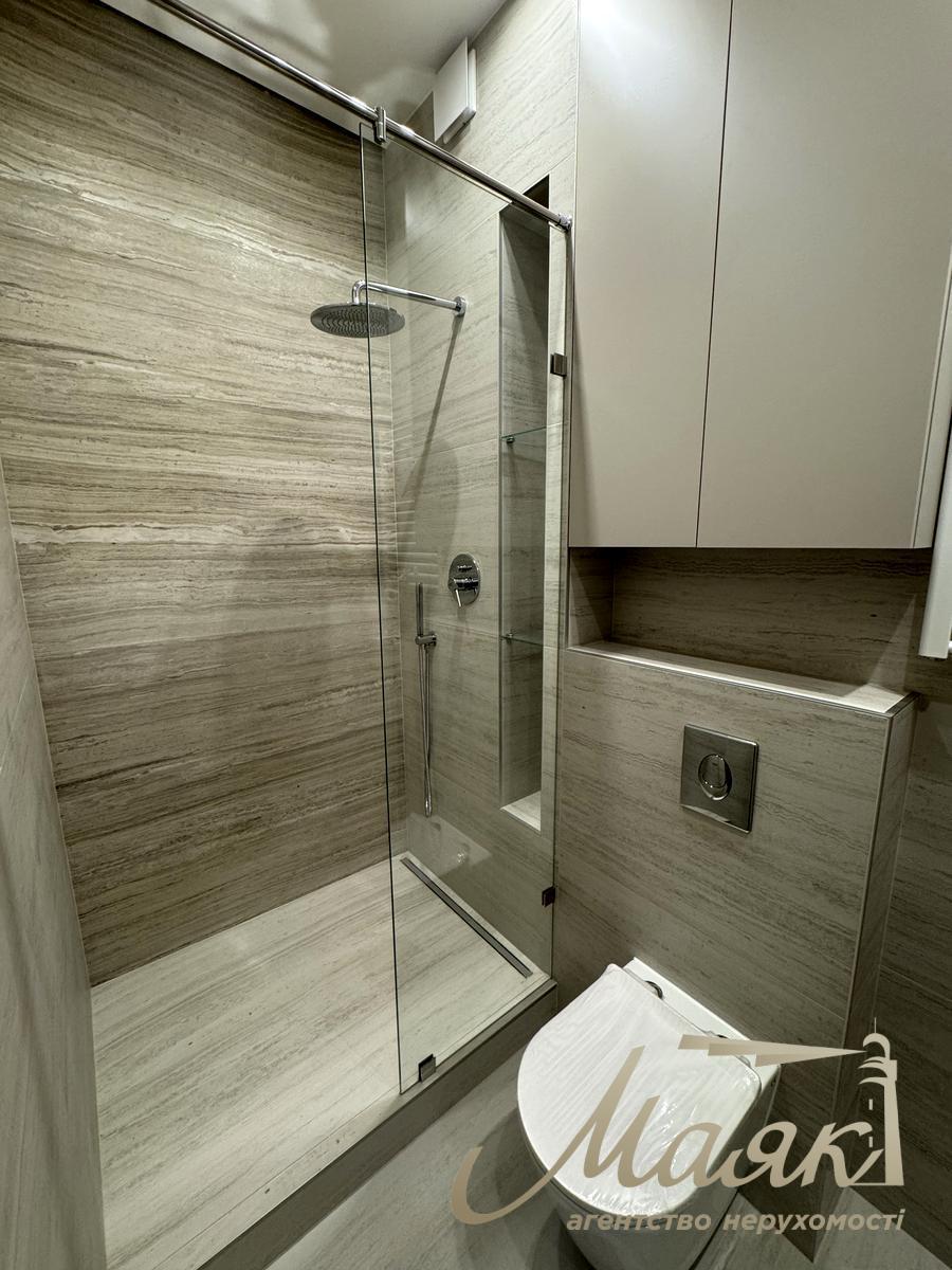 Продаж 3-х кімнатної квартири в ЖК Новопечерські Липки вул. Андрія Верхогляда 15-Б