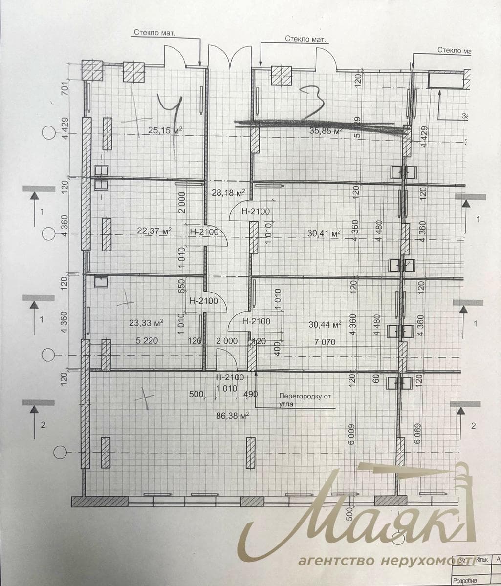 Оренда офісного приміщення (252 м²) у ЖК «Podil Plaza», на вул. Глибочицькій, 73