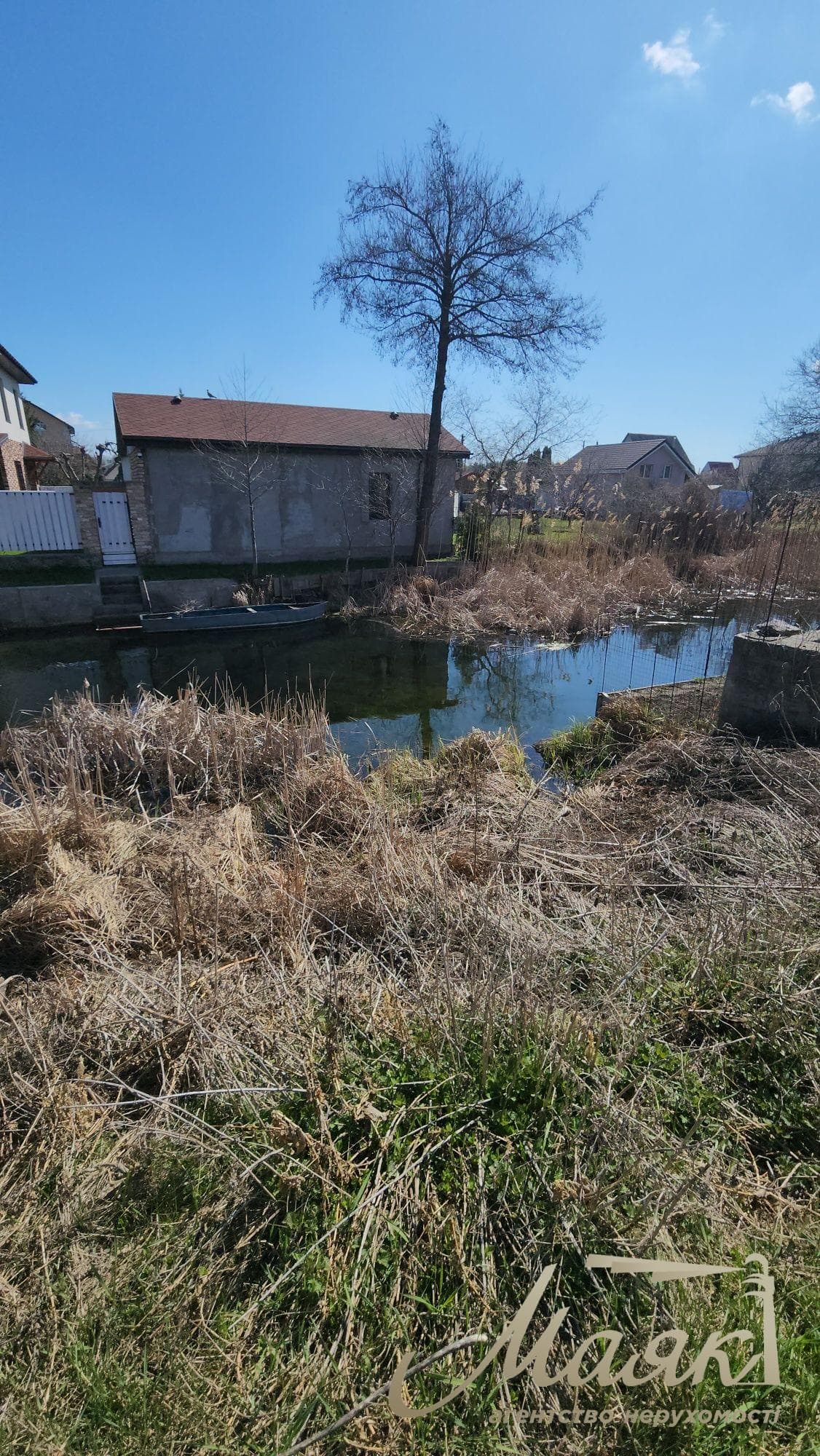 Продаж просторого 2х-поверховий будинок 223м2 в мальовничому масиві с. Нові Безрадичі, Обухівський напрямок