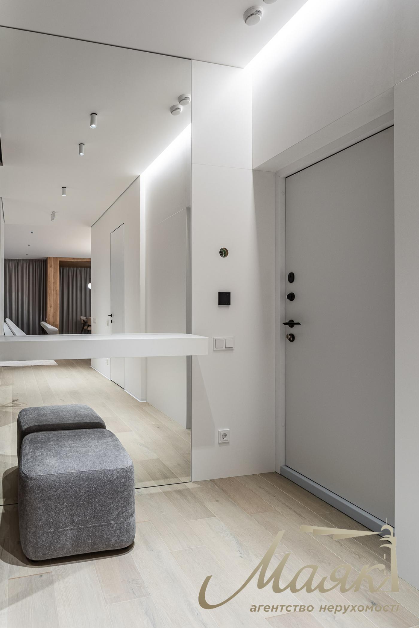 Продаж 4-кімнатної квартири ЖК Новопечерські Липки вул. Верхогляда (Верхогляда)