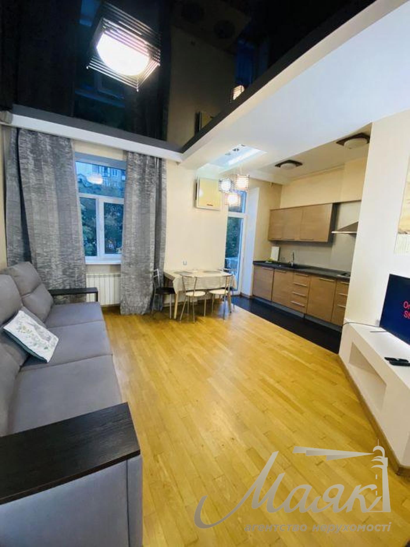 Продажа 3-к квартиры ул. Бассейная, Печерский р-н, Центр Киев