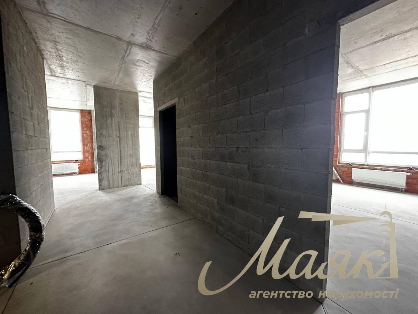 Sale of 4-room apartment 177m2+terrace in residential complex “Central park”