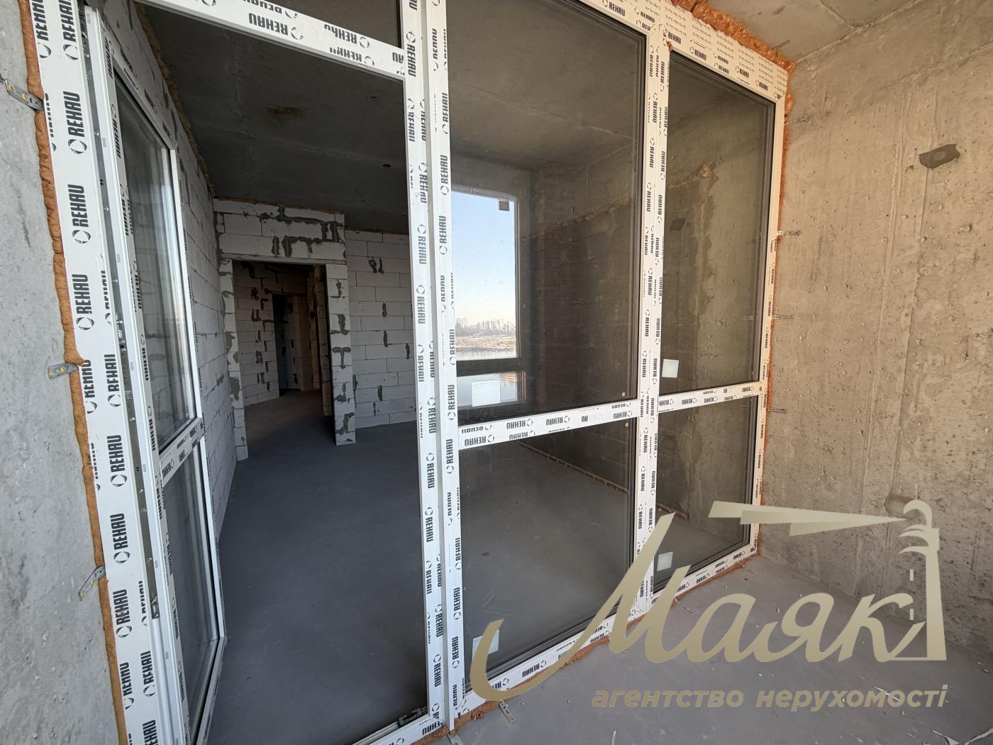 Продаж 2-кімнатної квартири з видом на Дніпро в ЖК GREAT, Осокорки, Київ.