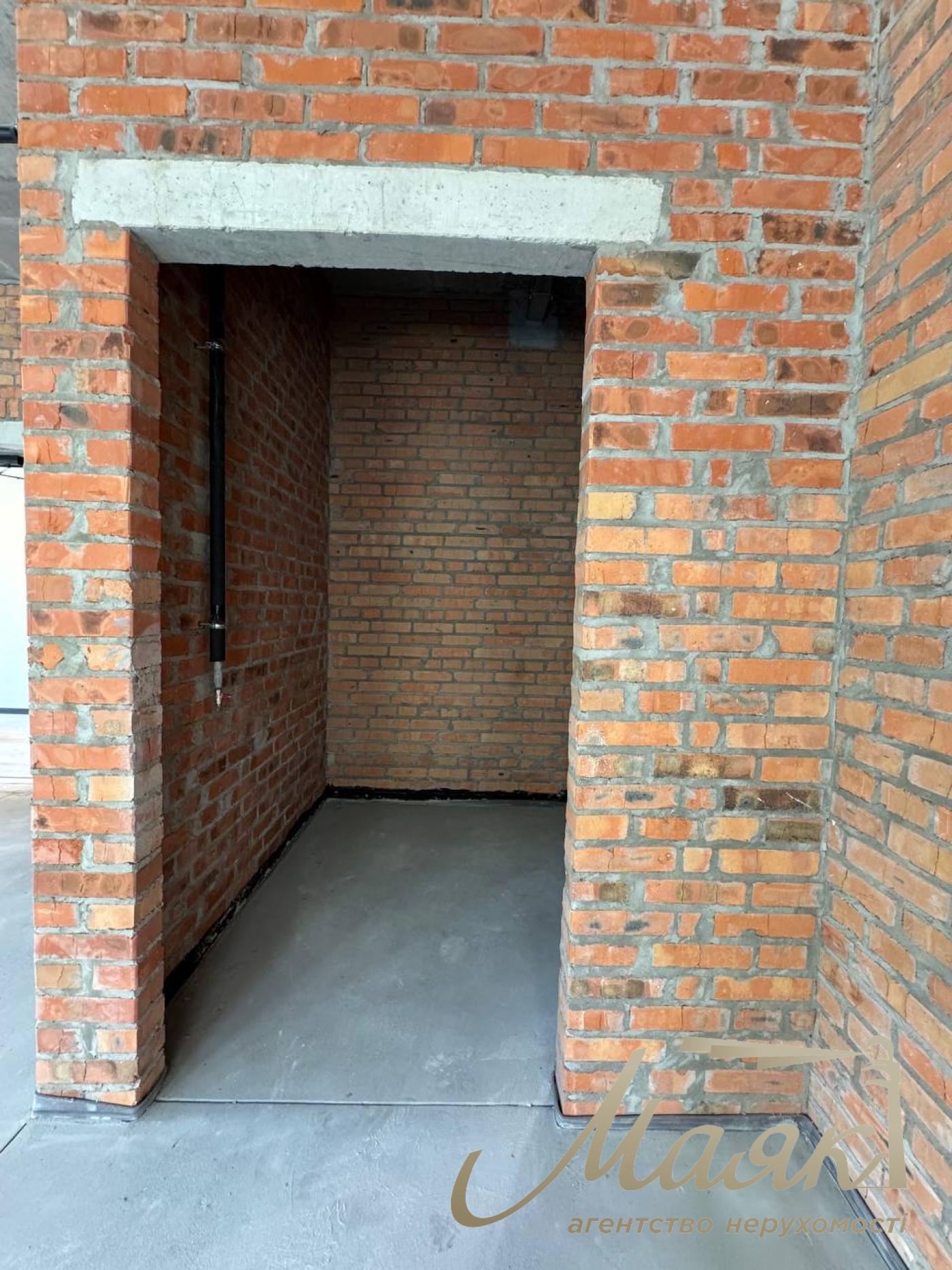 Оренда фасадного 110м2 приміщення ЖК Трініті вул. Тютюнника, 39/2