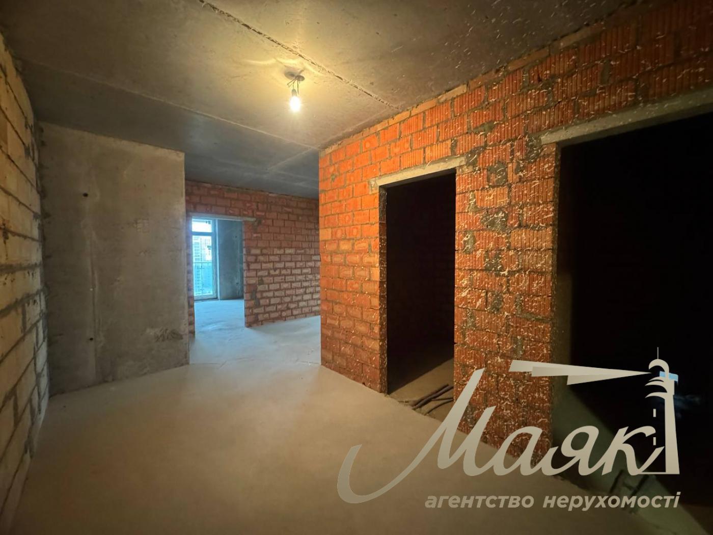 Продаж квартири 97м2, ЖК Володимирський