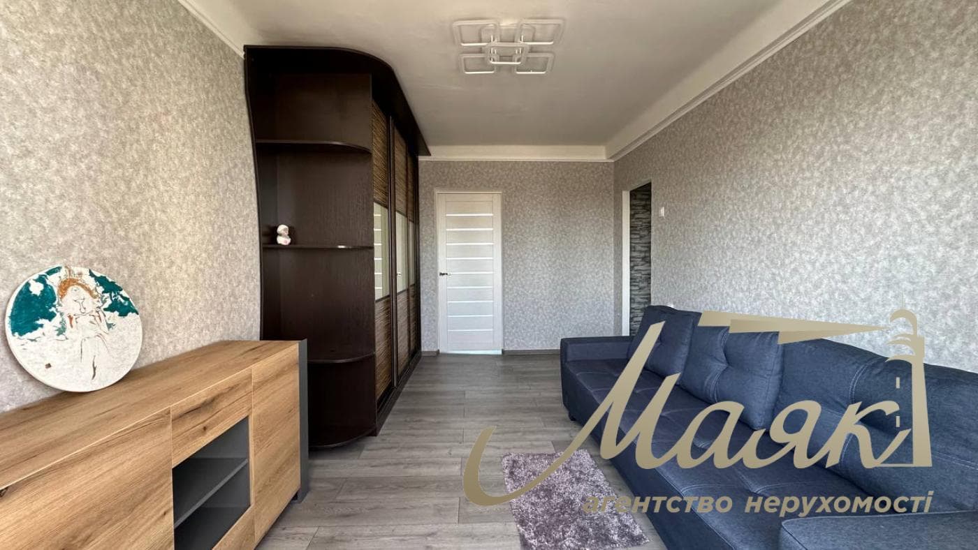 Продажа 3-комнатной квартиры Харьковское шоссе 21/1, Дарницкий район
